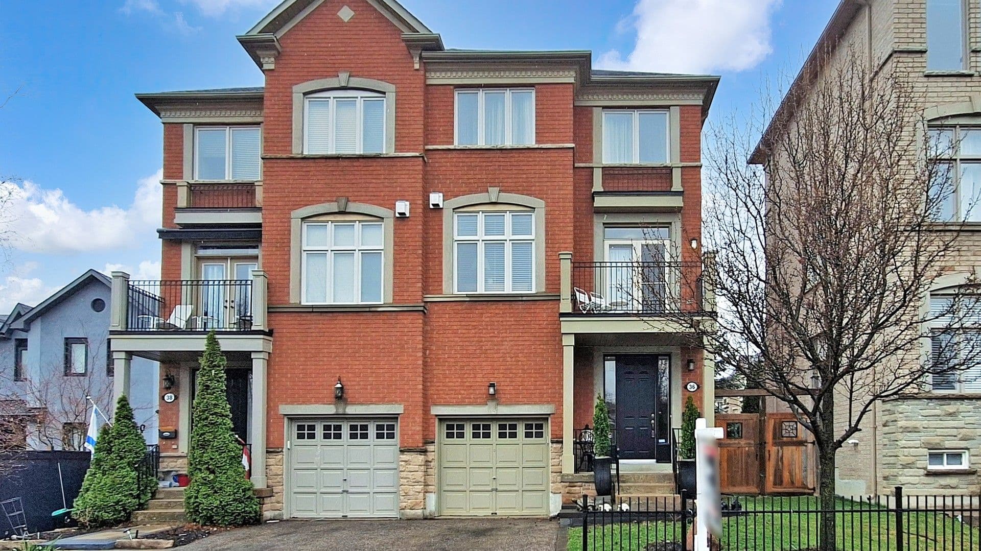 36 Helen Street, Vaughan, ON L4L 3S3