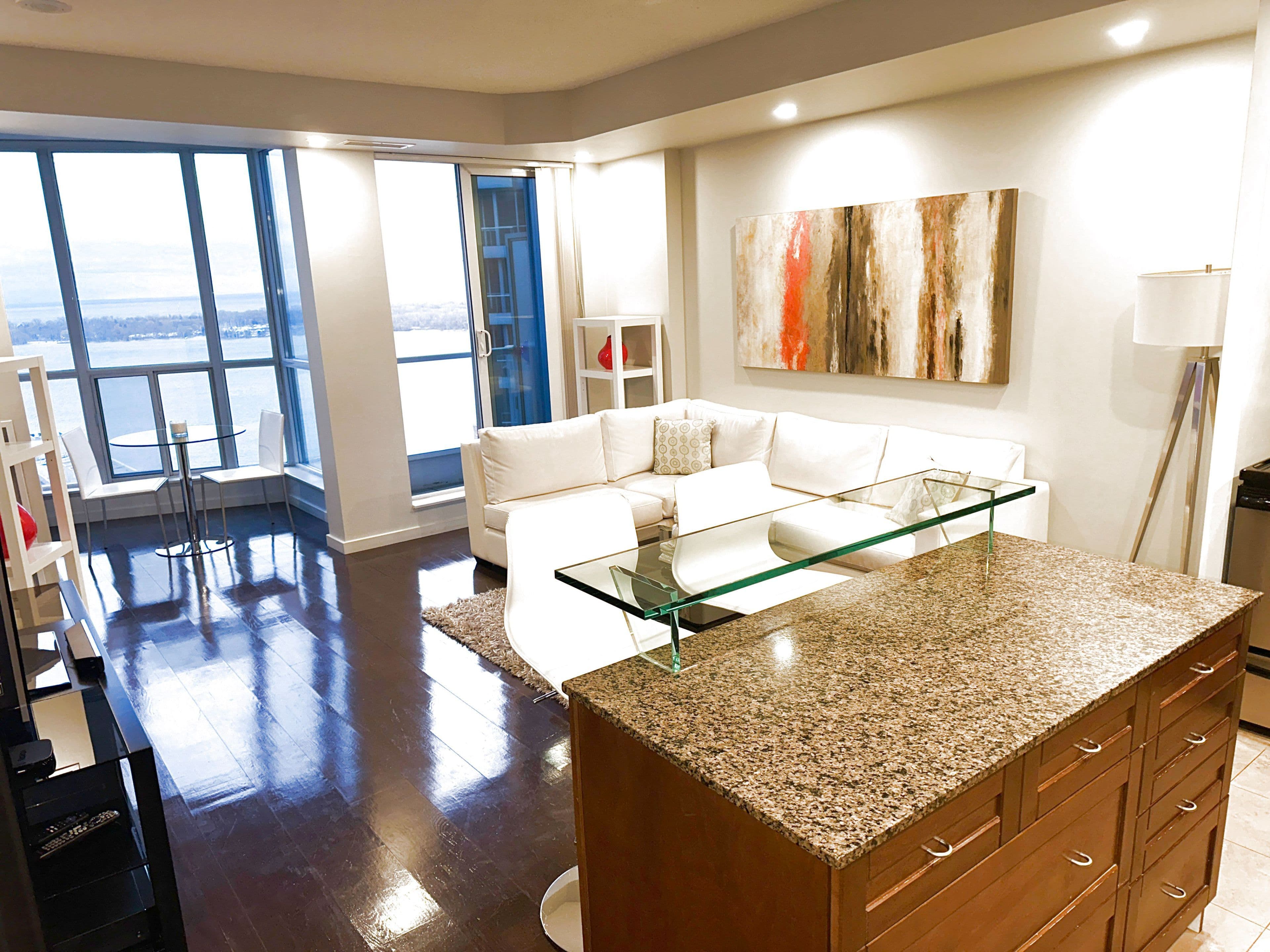 8 York Street 2710, Toronto C01, ON M5J 2Y2