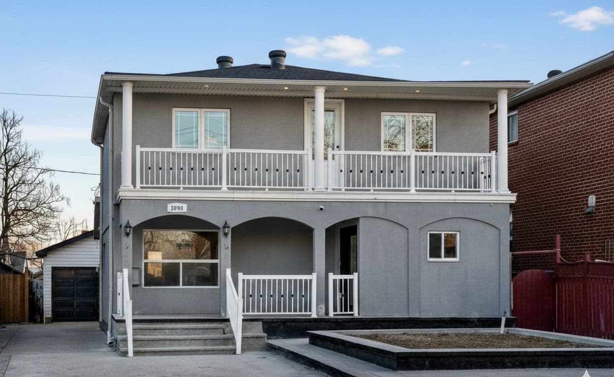 3090 Churchill Avenue, Mississauga, ON L4T 1R5