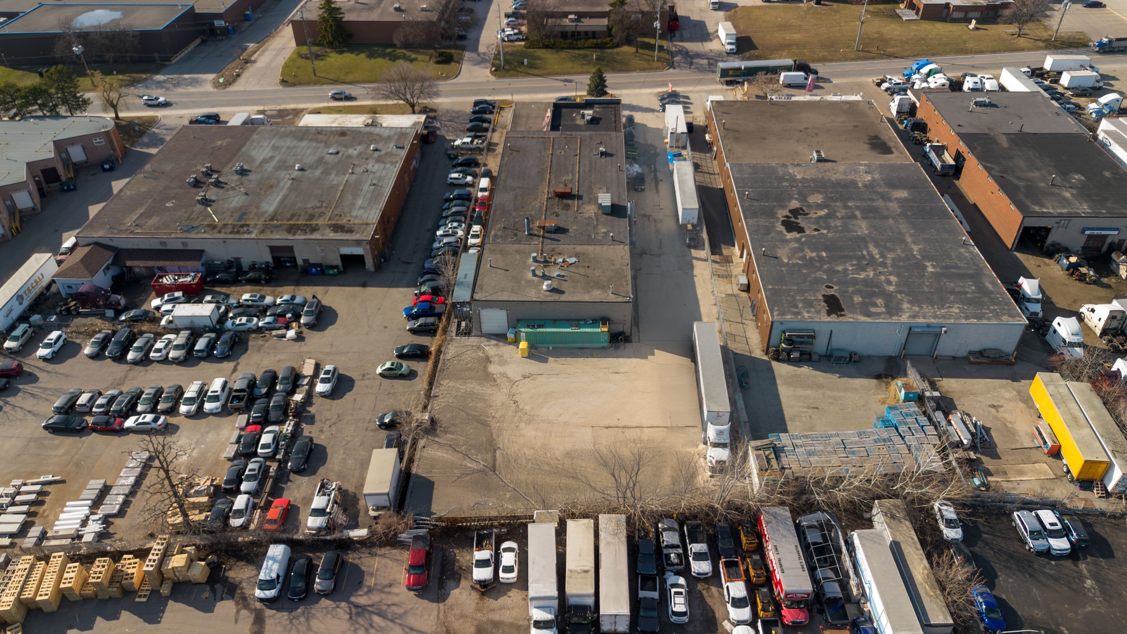 1232 Aerowood Drive, Mississauga, ON L4W 1B7