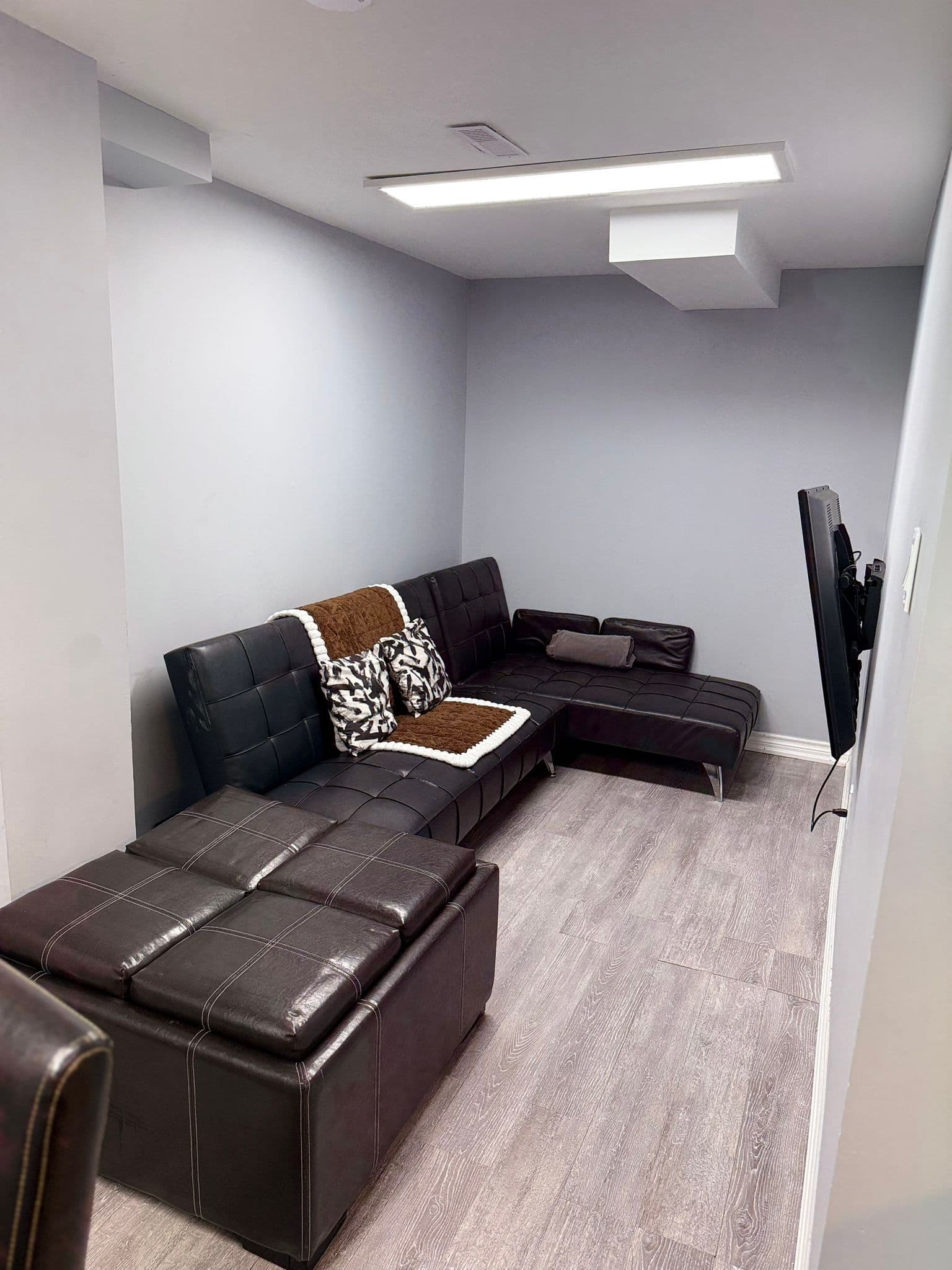 3250 Apricot Street Bsmt, Mississauga, ON L5N 8A8