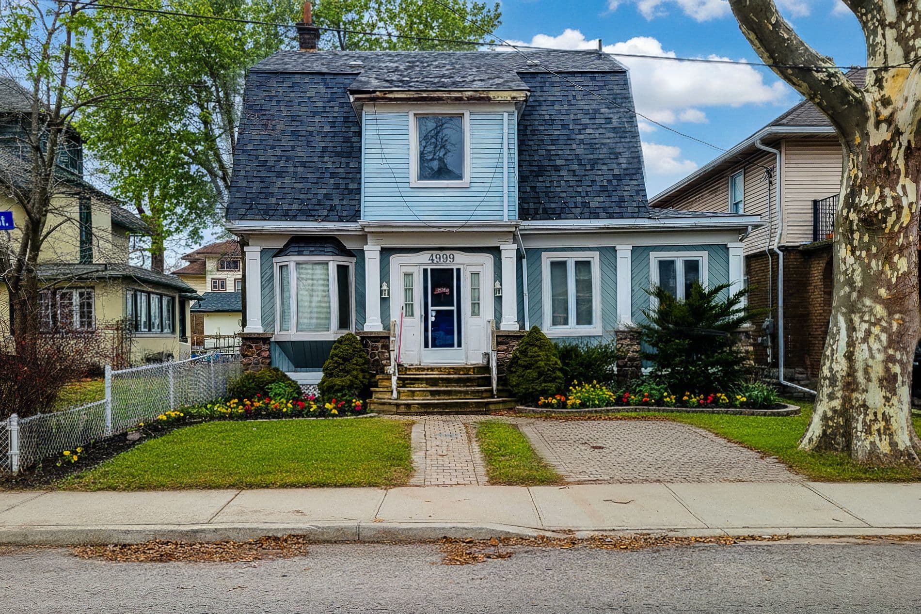 4999 McRae Street 3, Niagara Falls, ON L2E 1P2