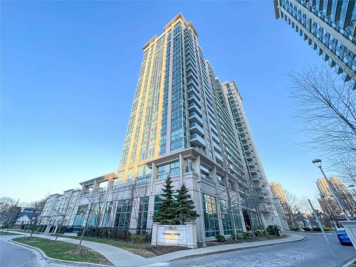 17 Anndale Drive 1907, Toronto C14, ON M2N 2W7