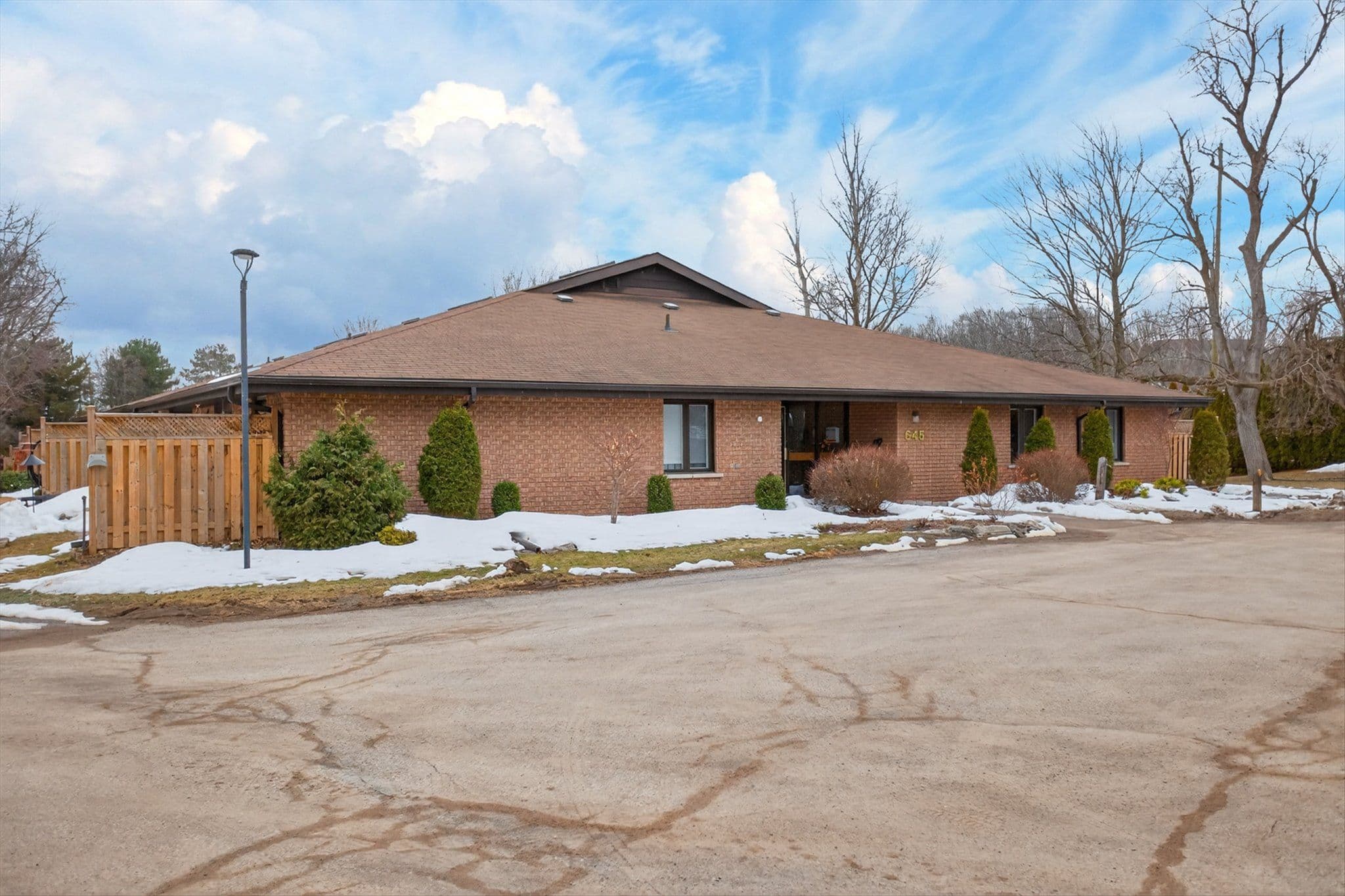 645 Whitaker Street 1, Peterborough, ON K9H 7L5