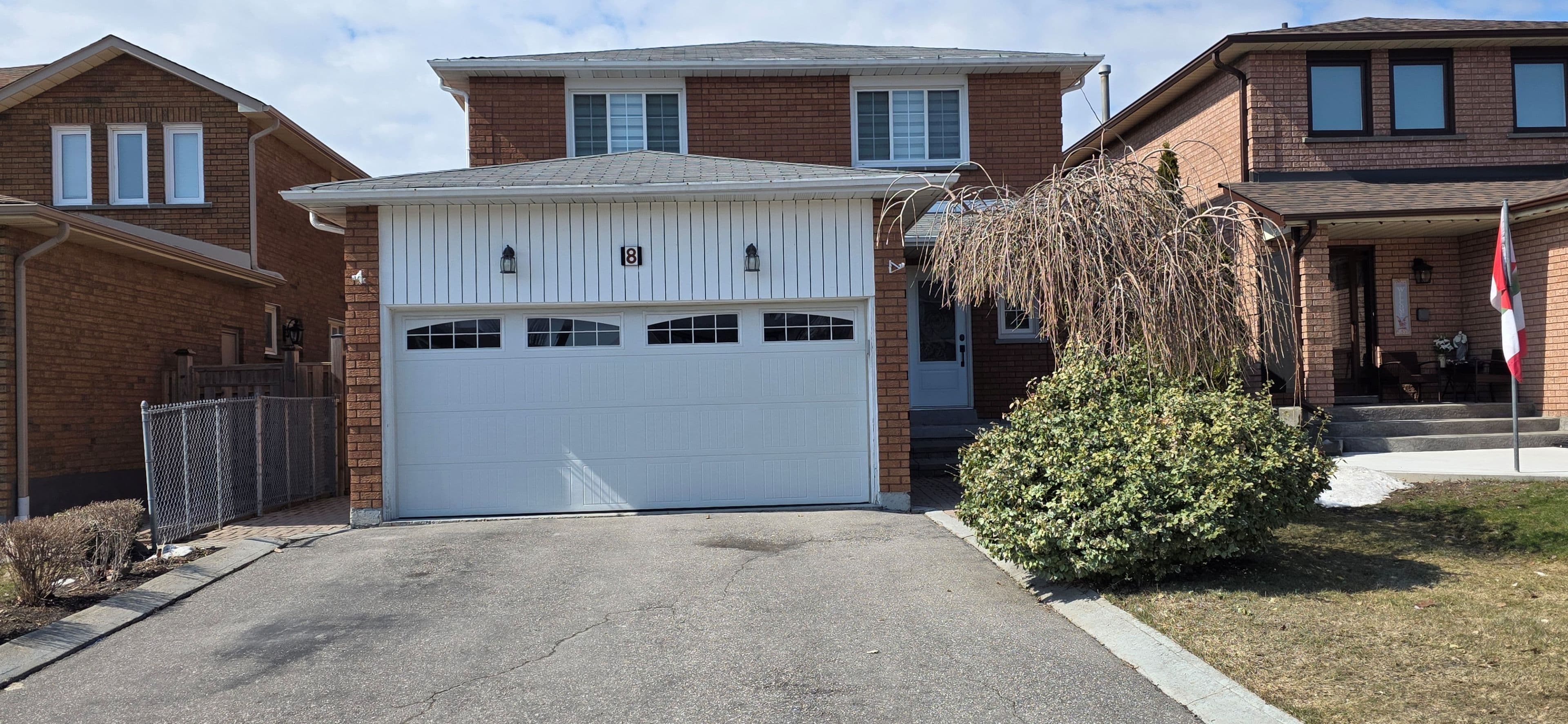 8 WATERFALL Road, Vaughan, ON L4L 5B5