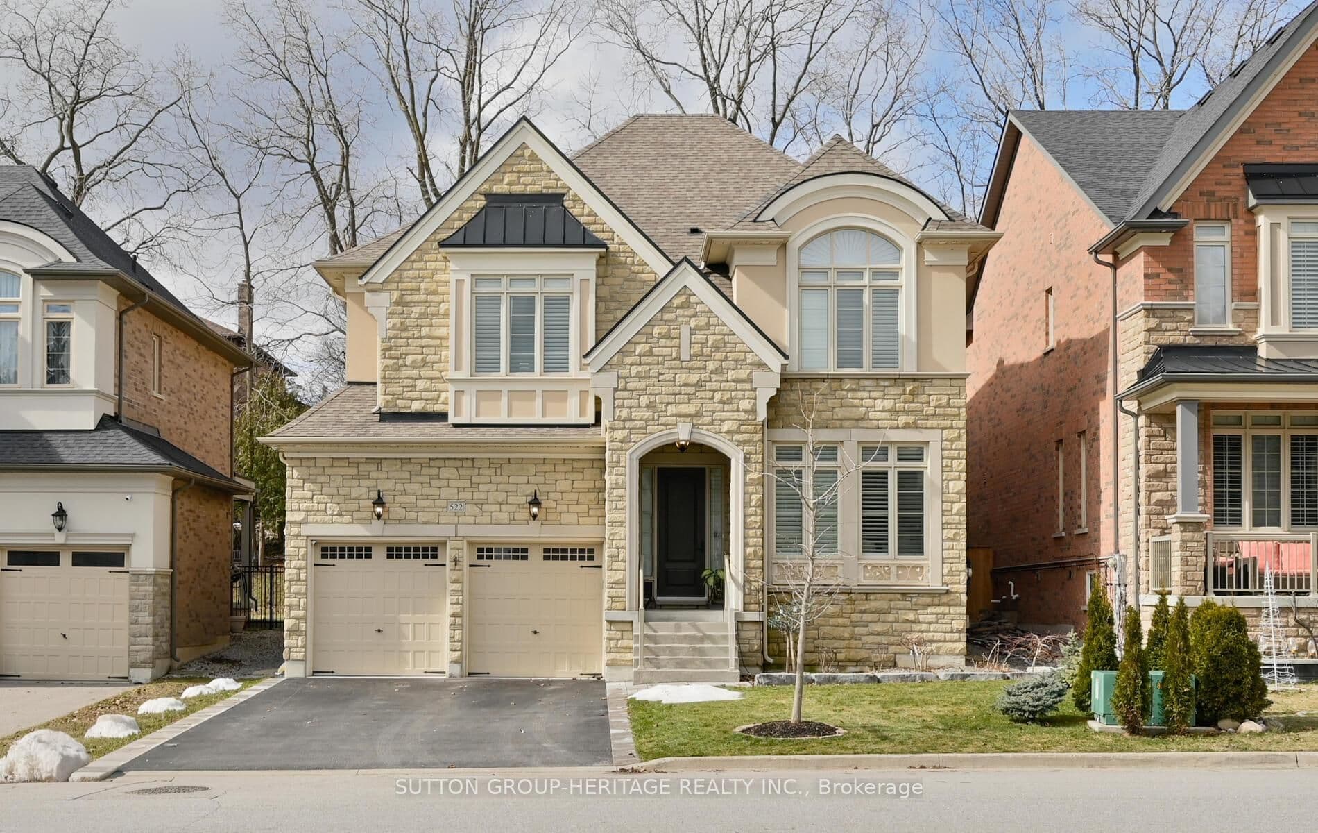 522 Cliffview Road, Pickering, ON L1W 2N8
