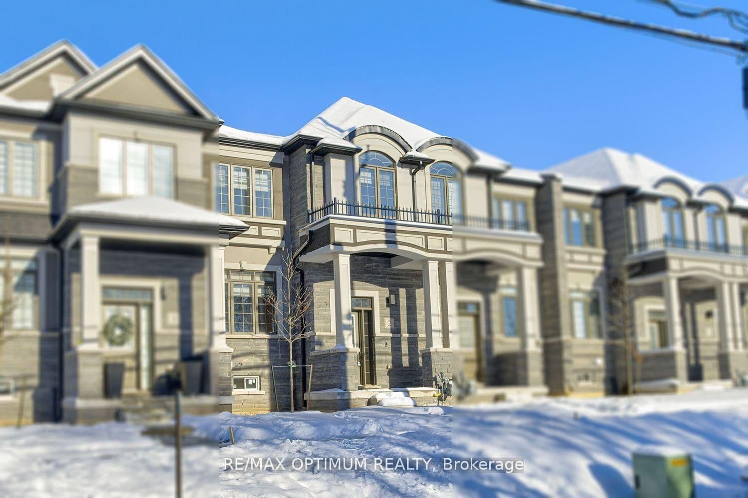 305 Garner Road W 2, Hamilton, ON L9G 3E6