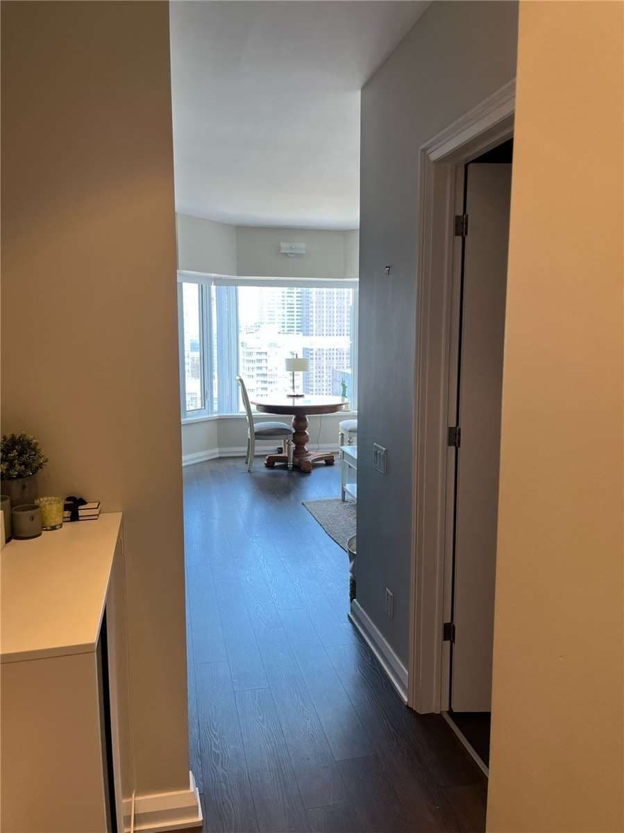 155 Yorkville Avenue 3107, Toronto C02, ON M5R 0B4