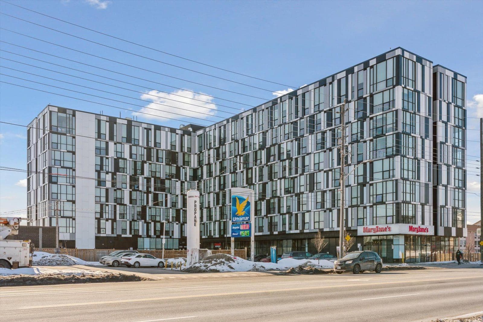 1900 Simcoe Street N 434, Oshawa, ON L1G 4Y3