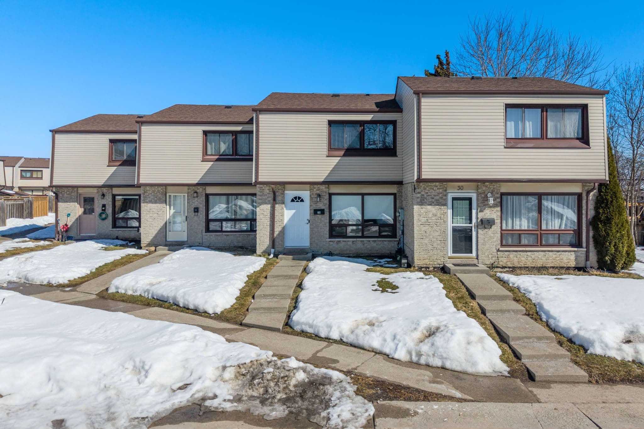 108 Sinclair Avenue 29, Halton Hills, ON L7G 1J4