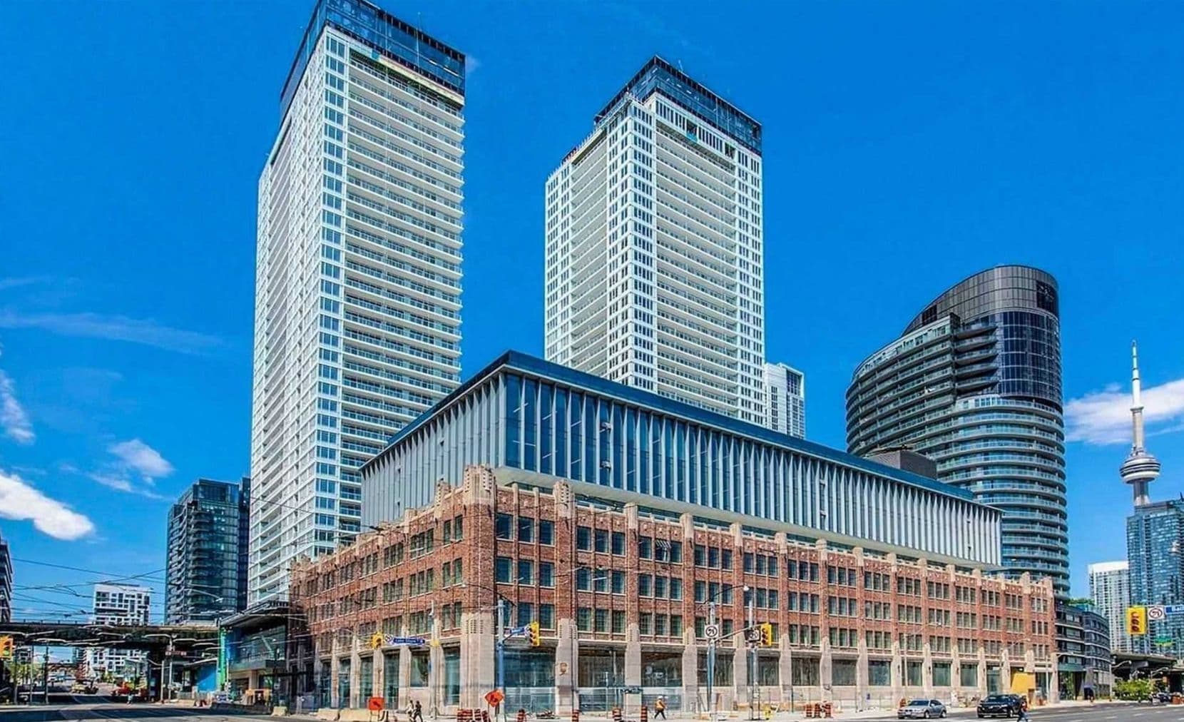 19 Bathurst Street 3202, Toronto C01, ON M5V 0N1