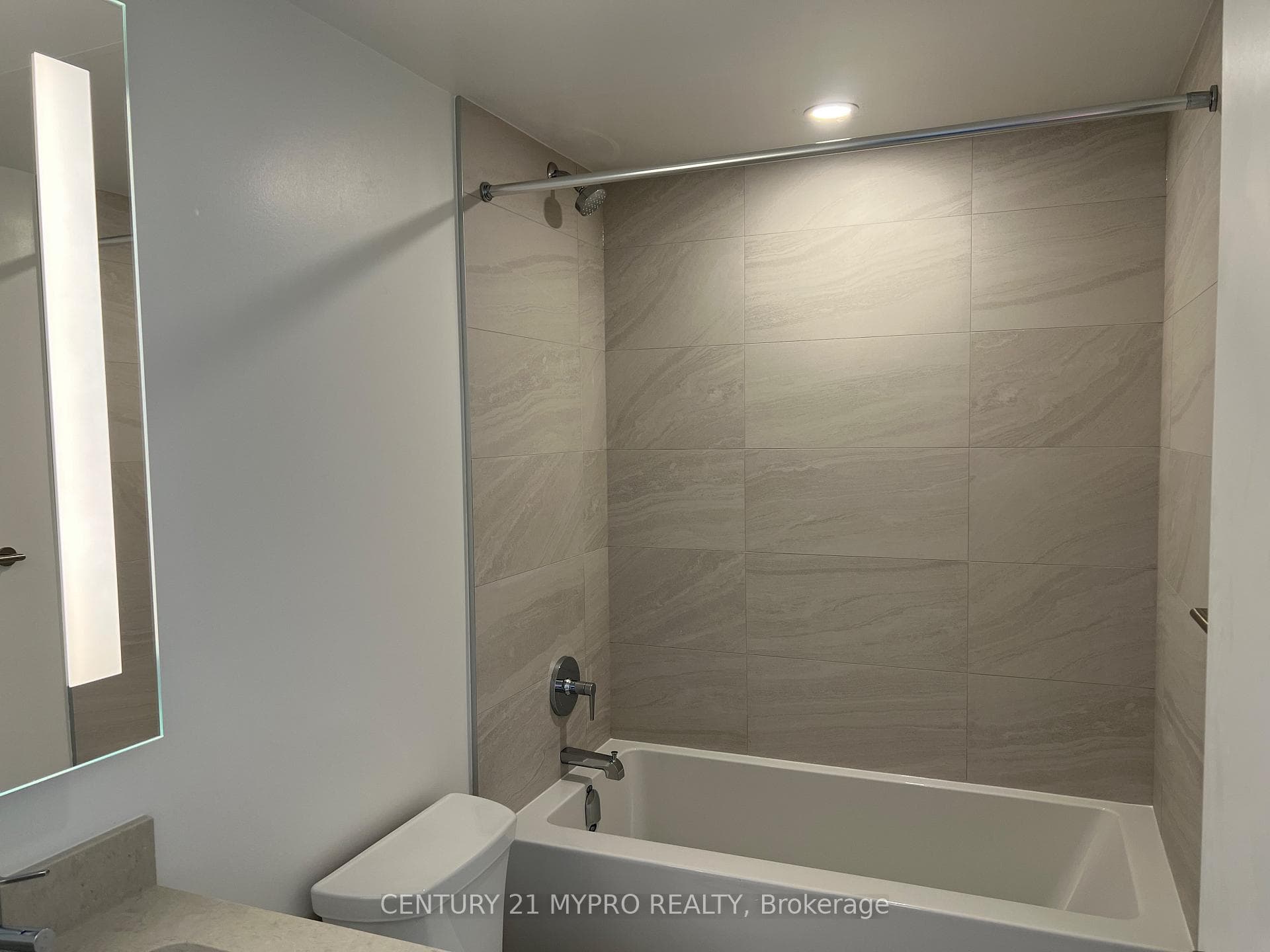 4015 The Exchange N/A 1902, Mississauga, ON L5B 0N9