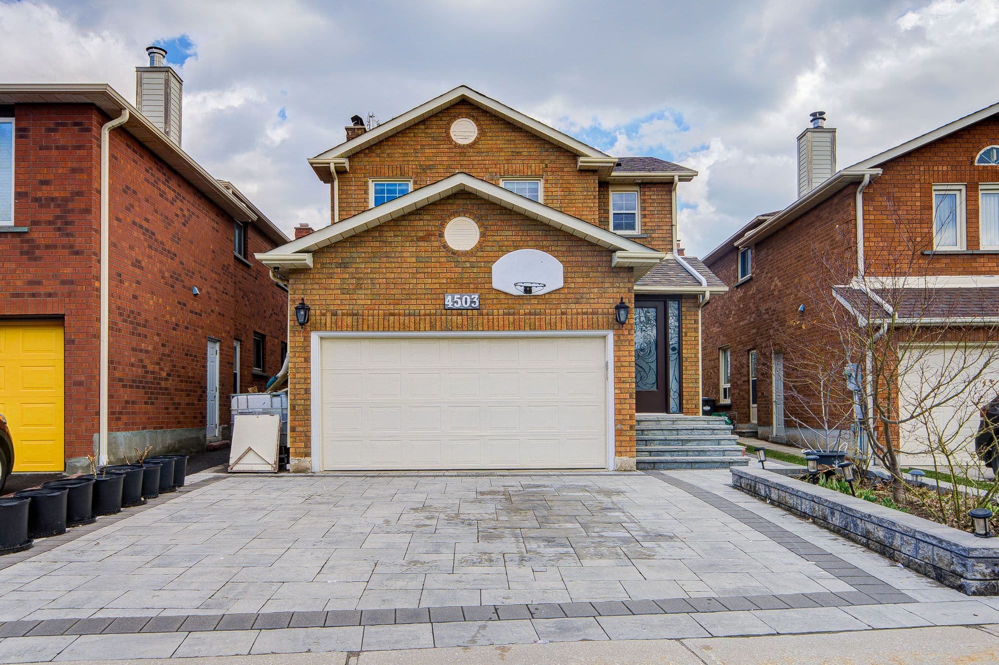4503 Kimbermount Avenue, Mississauga, ON L5M 4J4