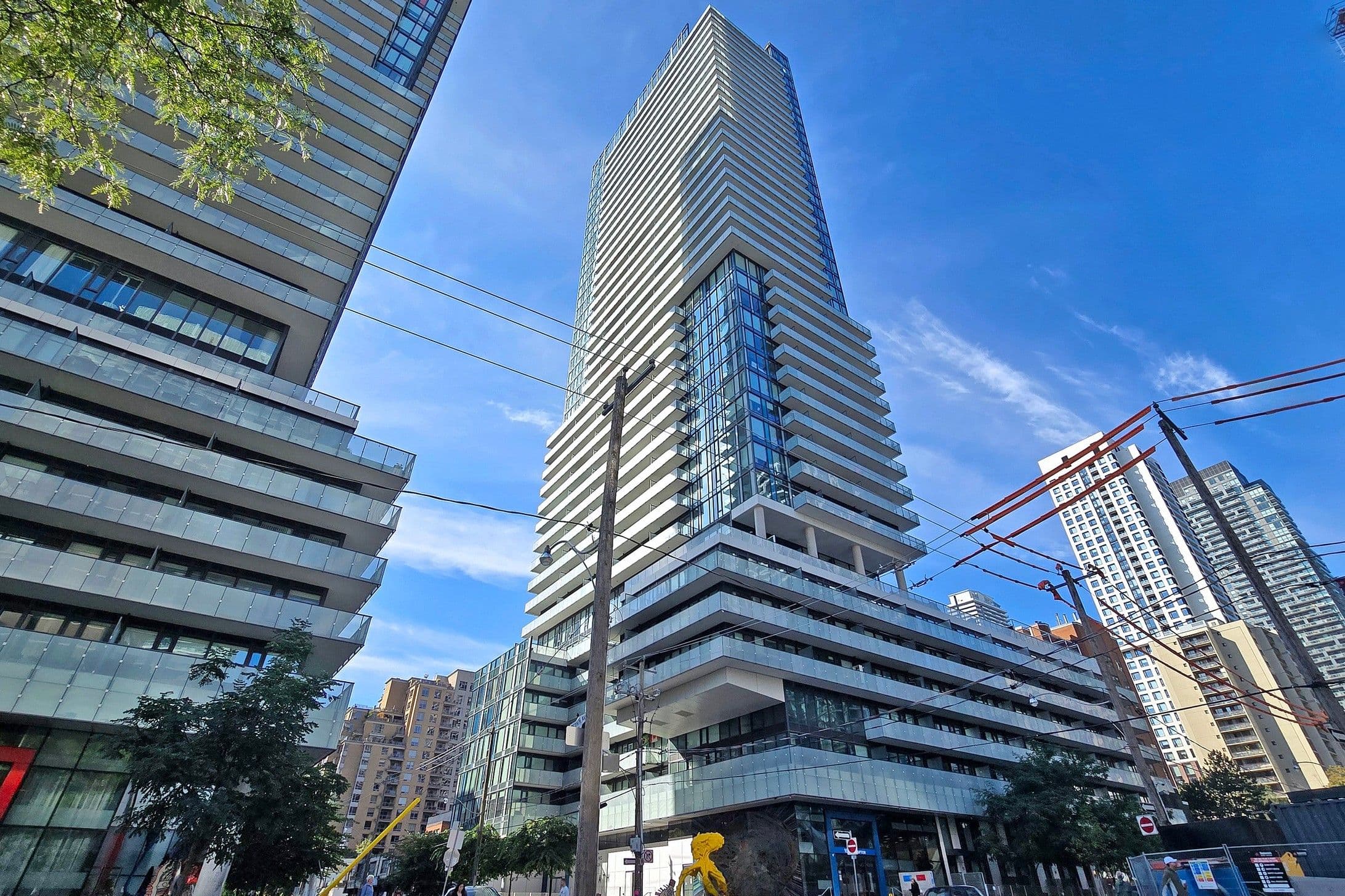 161 Roehampton Avenue 3305, Toronto C10, ON M4P 1P9