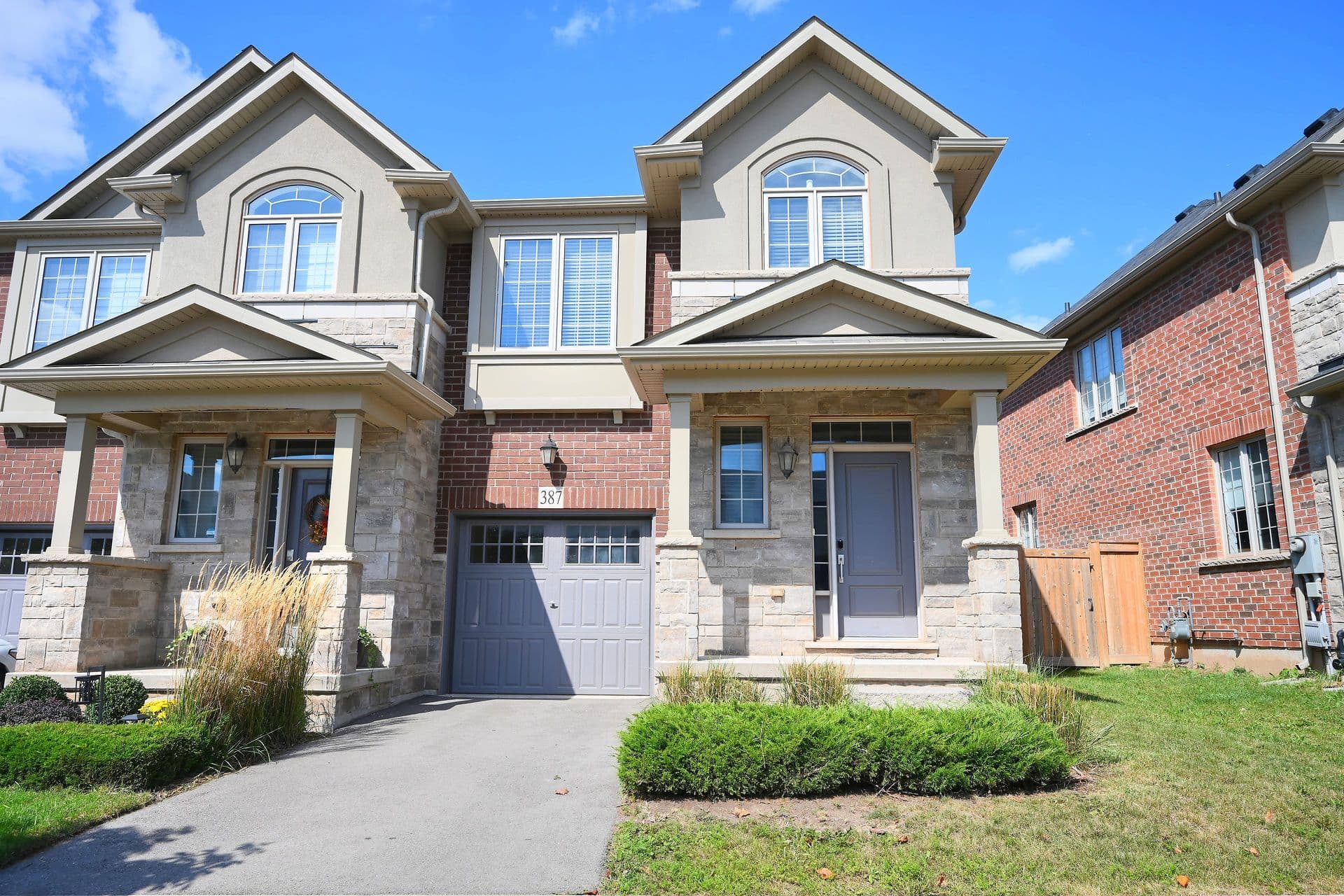 387 Wheat Boom Drive, Oakville, ON L6H 7C2