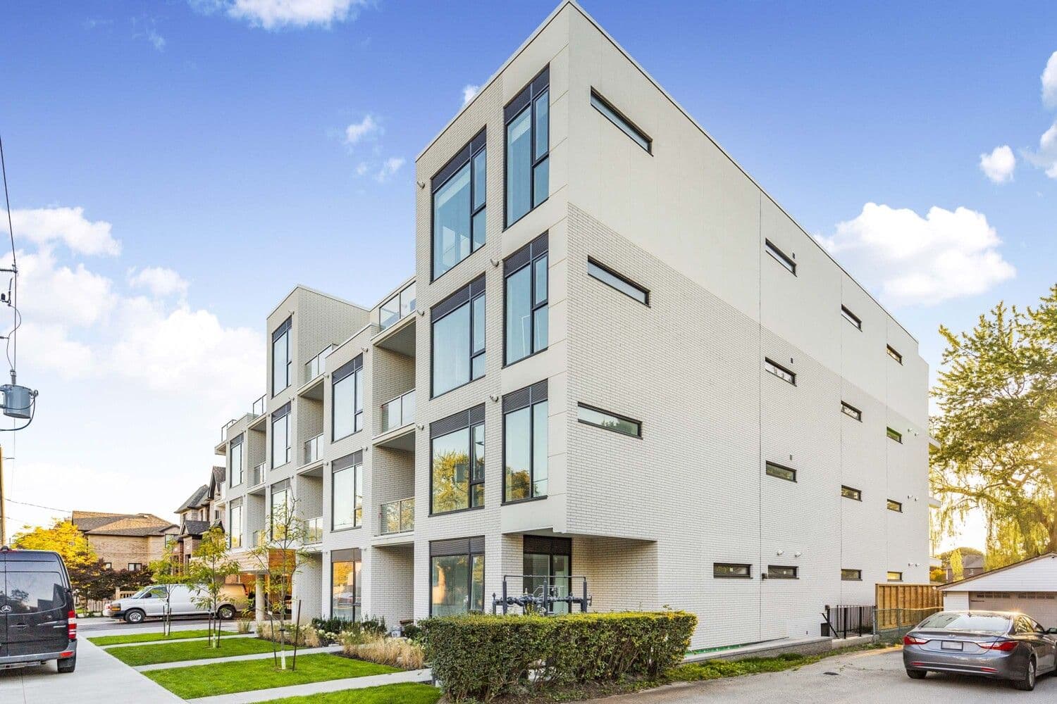 722 Marlee Avenue 406, Toronto W04, ON M6B 3J7