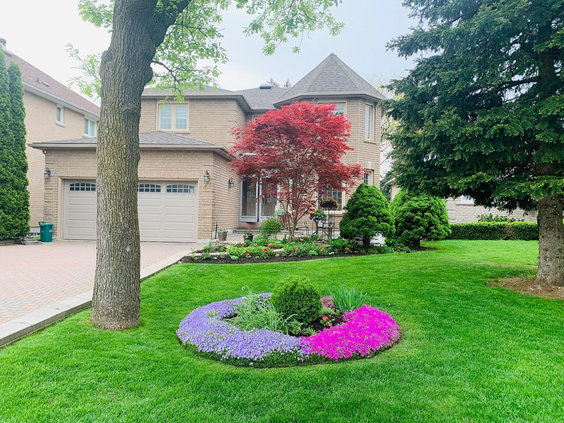 27 Addison Street, Richmond Hill, ON L4C 9N1