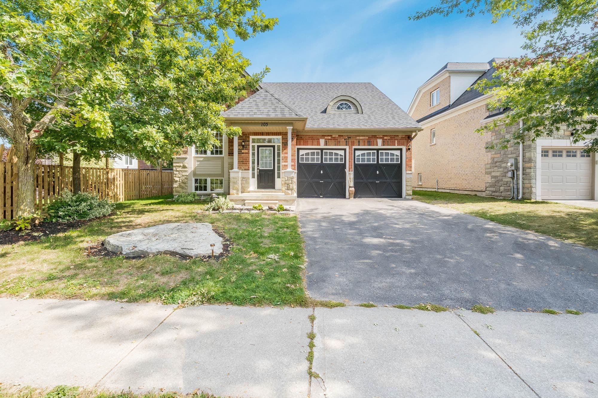 103 41st Street S, Wasaga Beach, ON L9Z 3B6