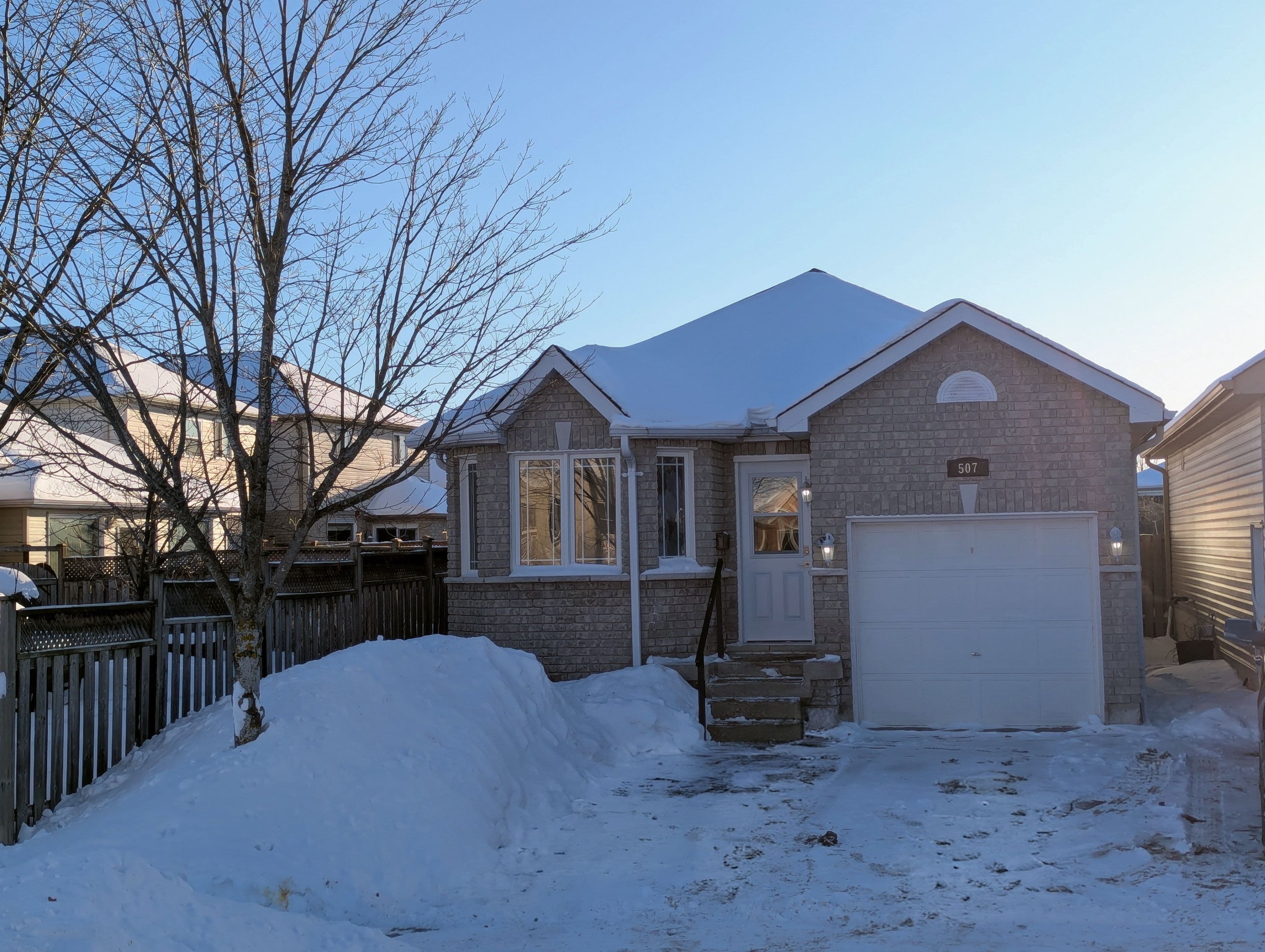 507 Clancy Crescent, Peterborough, ON K9K 2S1