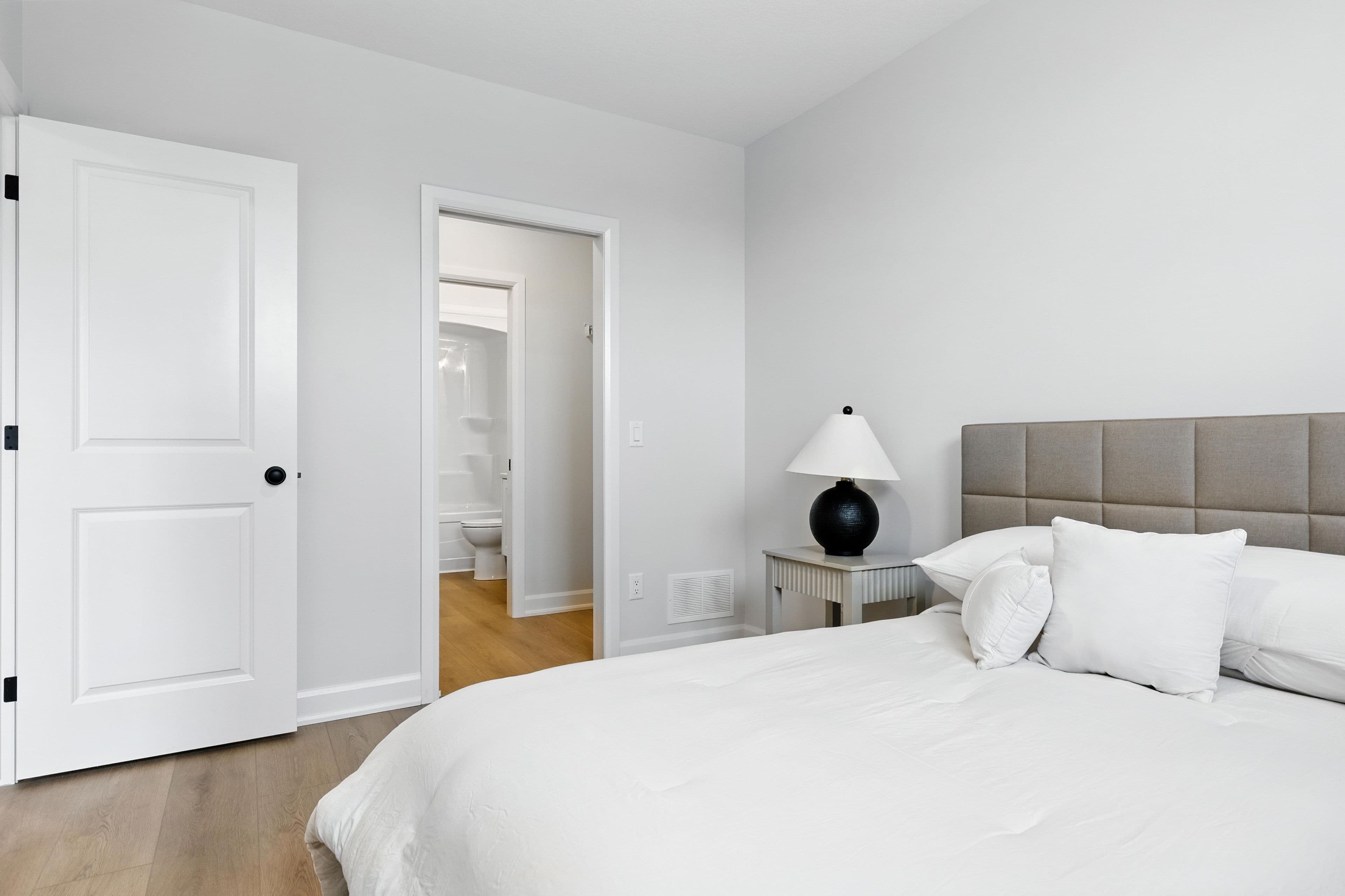 461 Wellington Street E 11, Wellington North, ON N0G 2L2