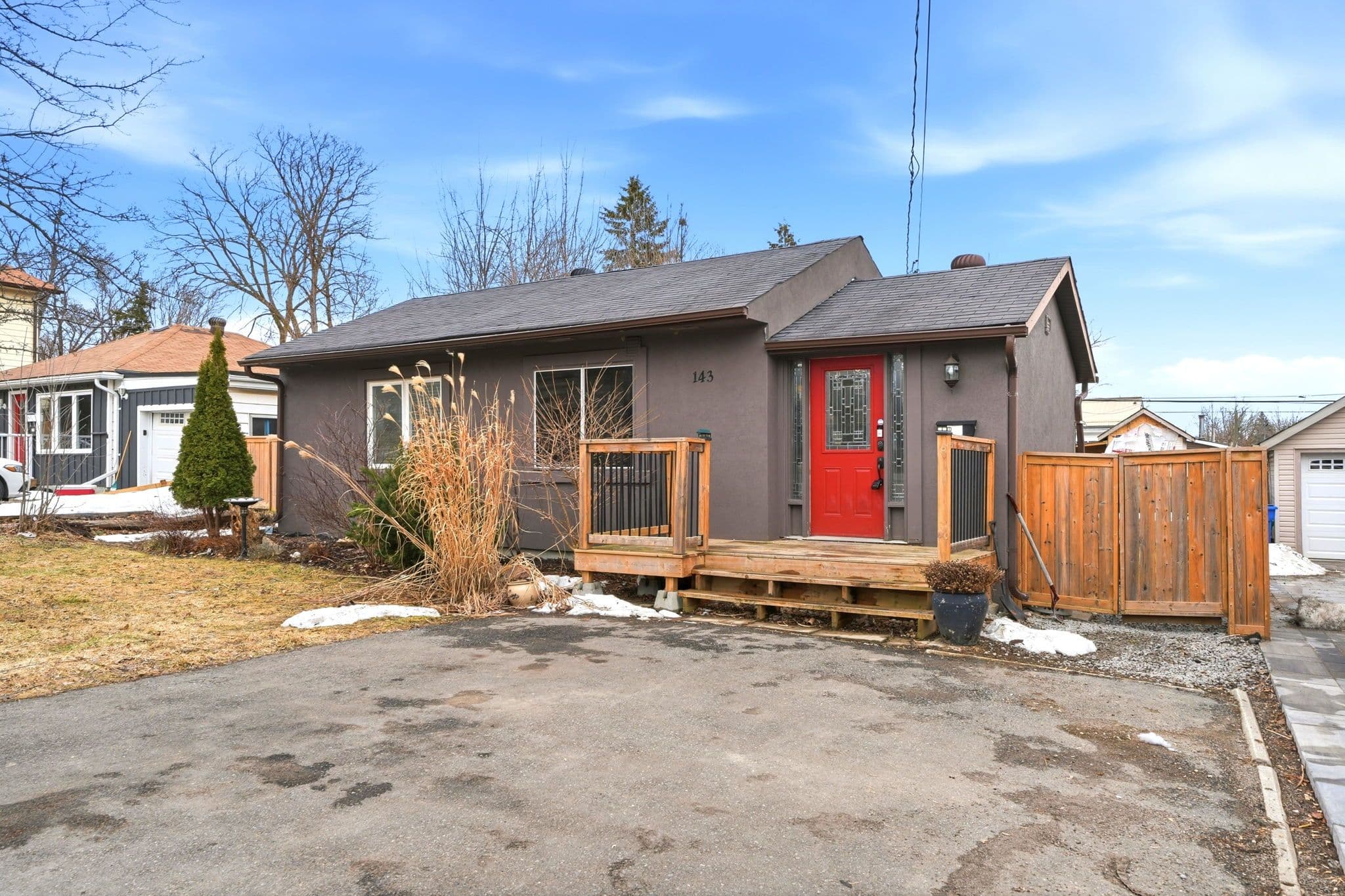 143 Silas Boulevard, Georgina, ON L4P 2K2
