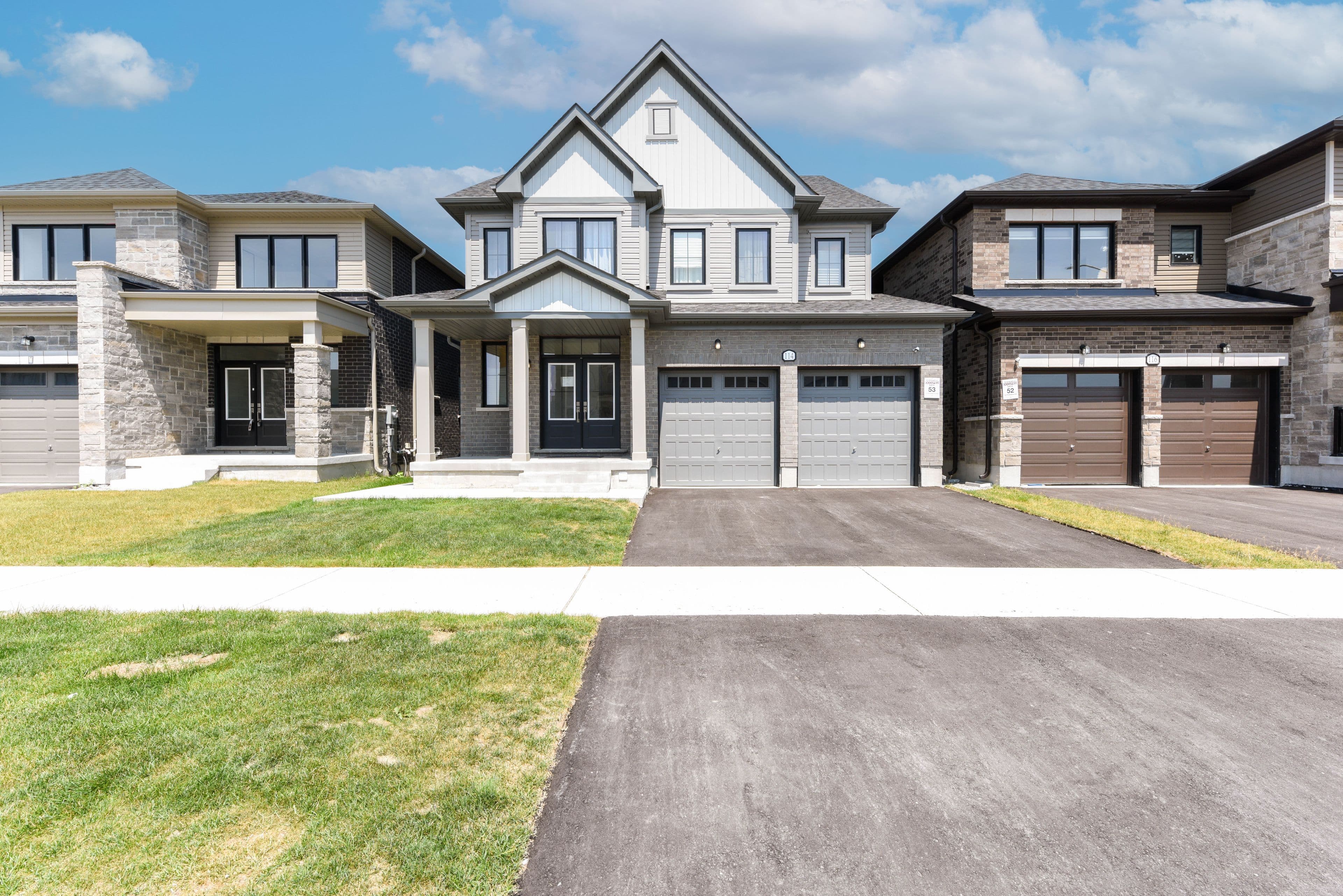 114 Thicketwood Avenue, Barrie, ON L9J 0W8