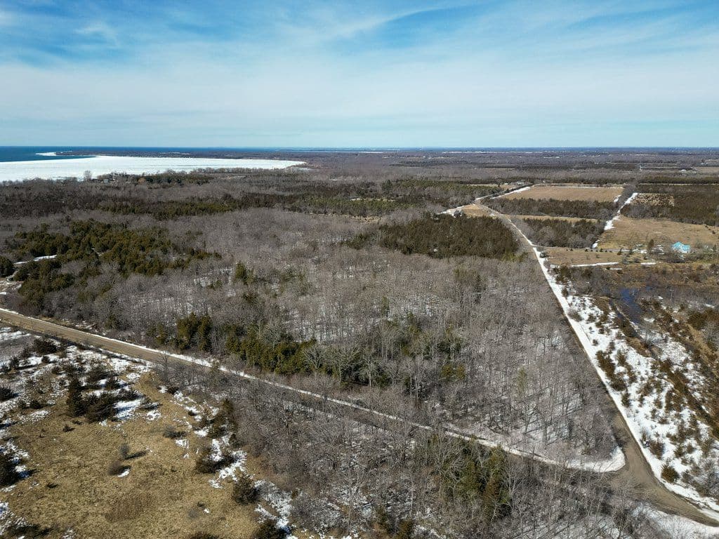 206 Simpson Road, Prince Edward County, ON K0K 2P0