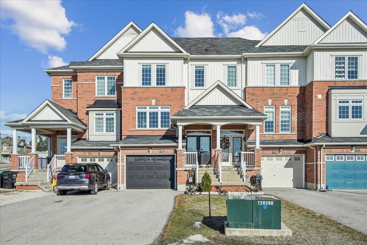 149 Taucar Gate, Bradford West Gwillimbury, ON L3Z 0V7