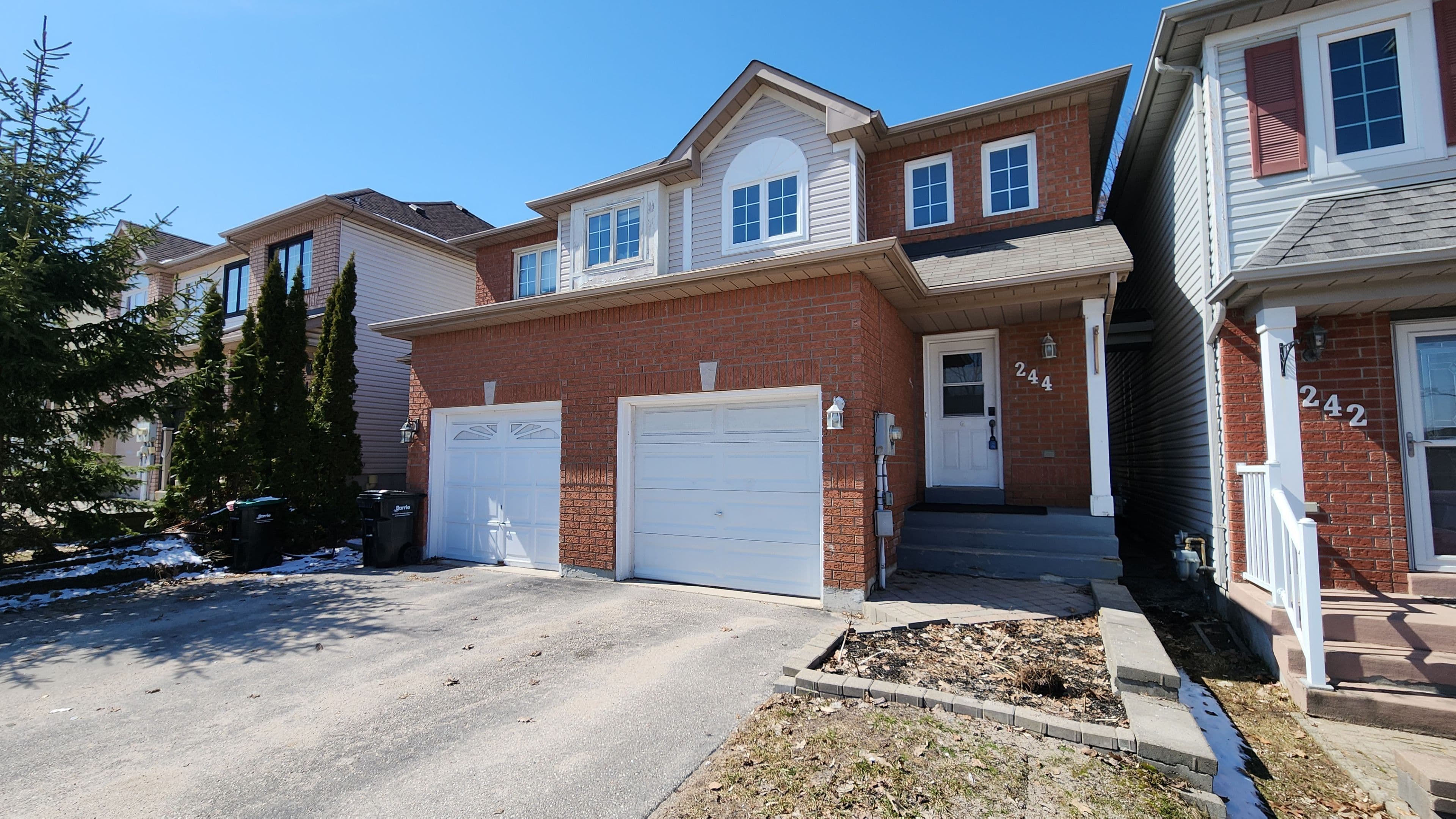 244 Ferndale Drive S, Barrie, ON L4N 8J9