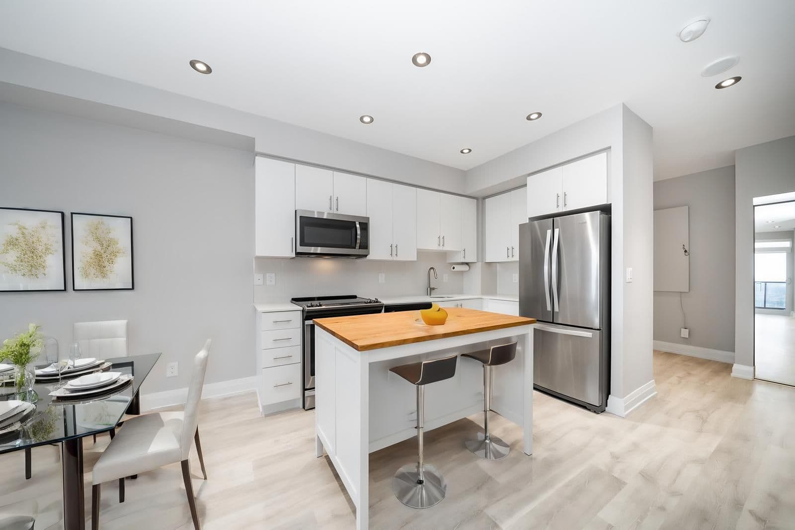 3700 Highway 7 Road 1706, Vaughan, ON L4L 1A6