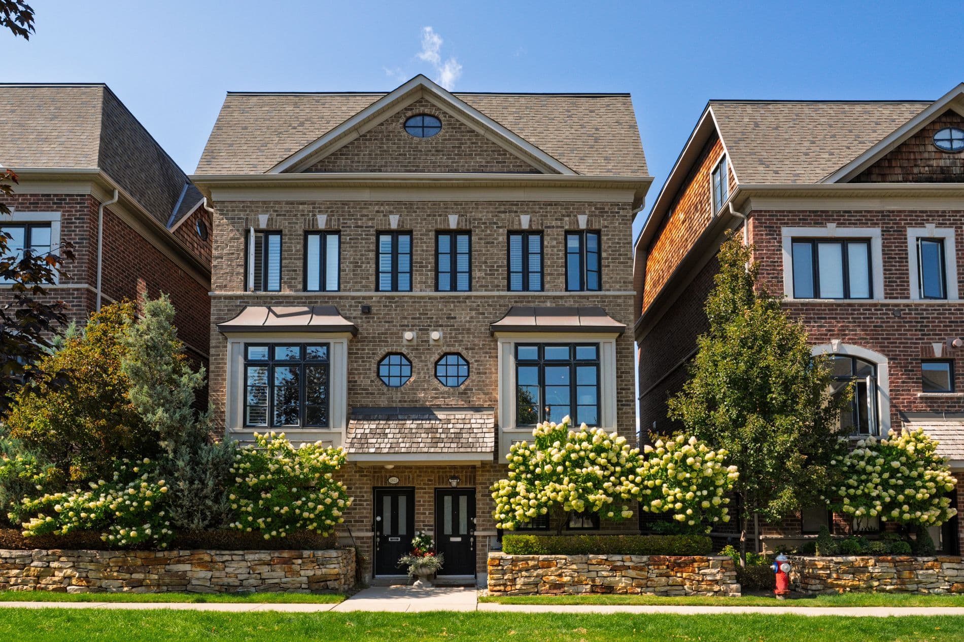 1815 Pagehurst Avenue, Mississauga, ON L4X 1Y5