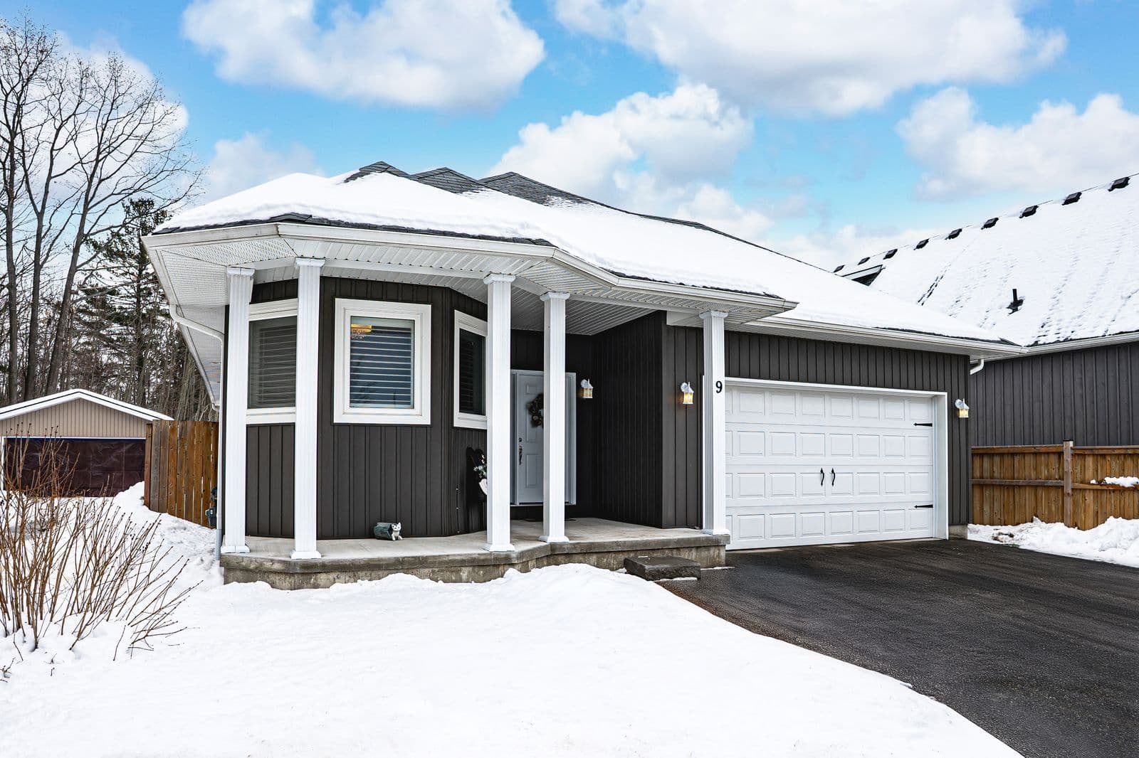 9 Northgate Road, Wasaga Beach, ON L9Z 2N7