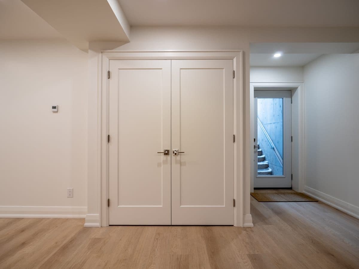 168 Annette Street Unit C, Toronto W02, ON M6P 1P4