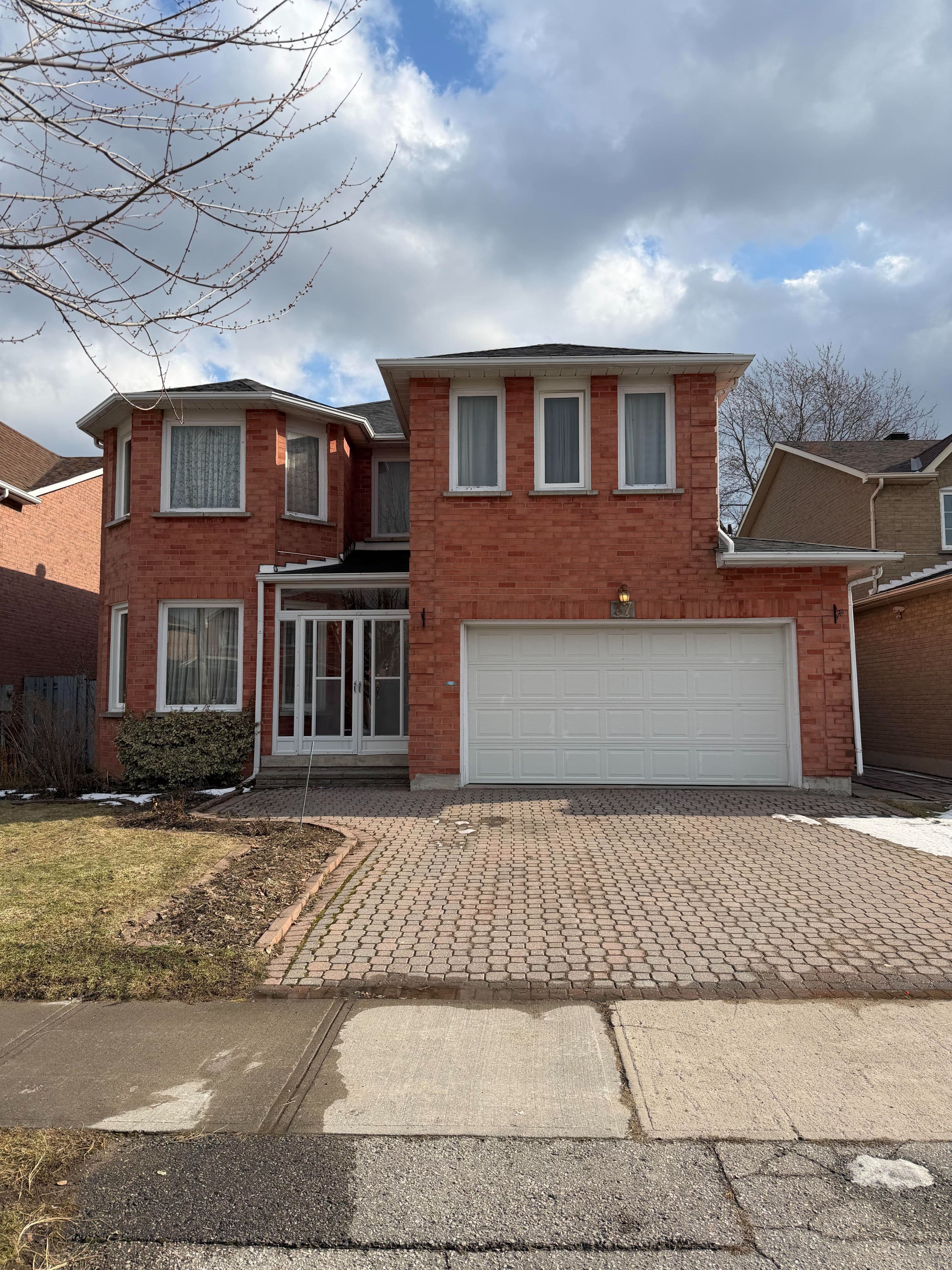 37 Herrick Place Bsmt, Markham, ON L3S 3B6