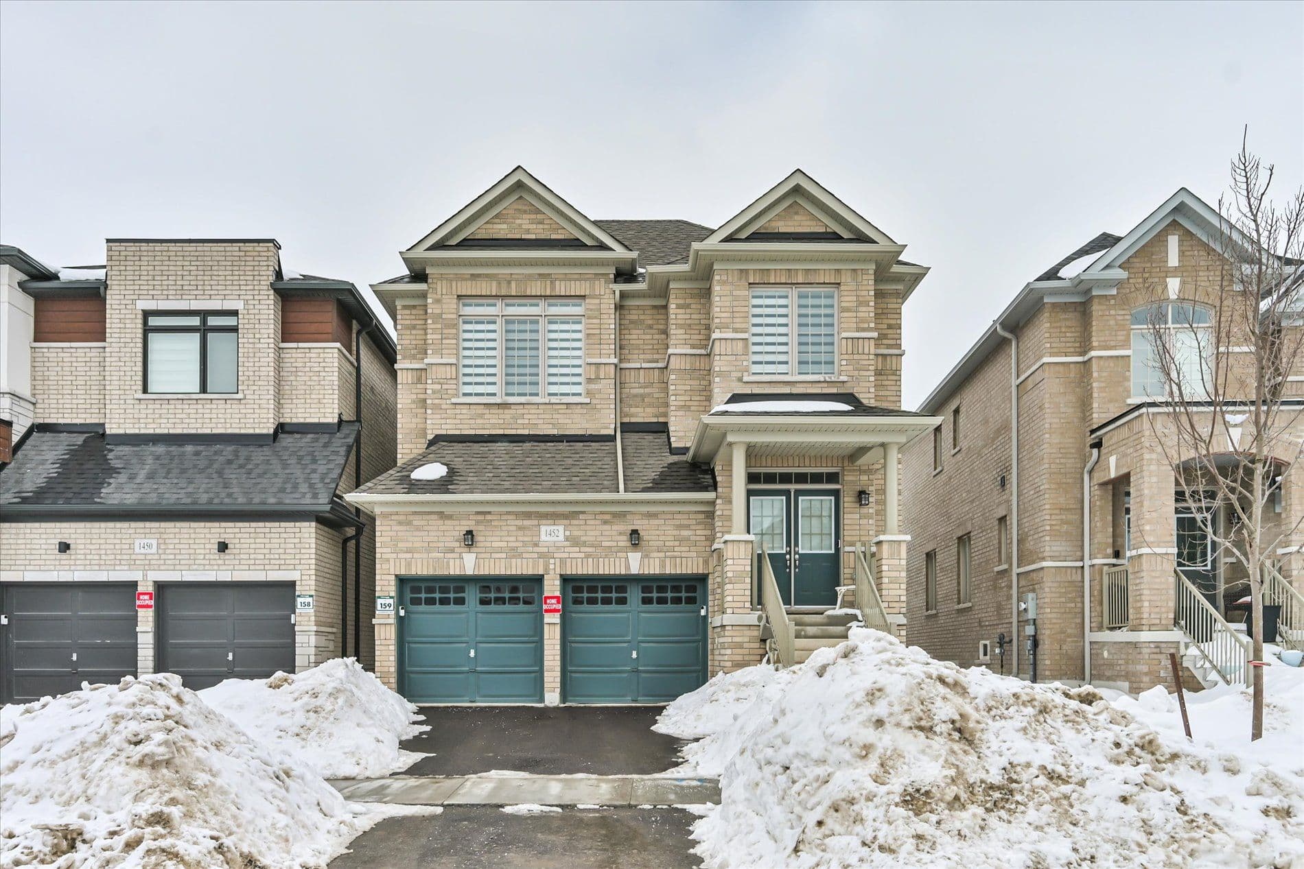 1452 Wheatcroft Drive, Oshawa, ON L1L 0W5