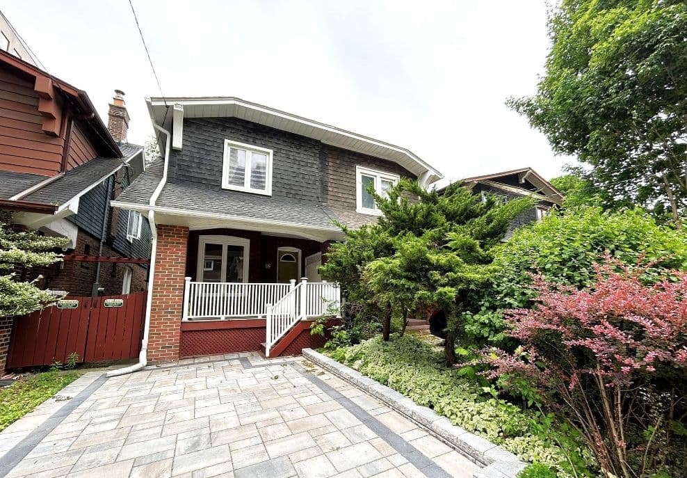 18 Henning Avenue, Toronto C03, ON M4R 1X7
