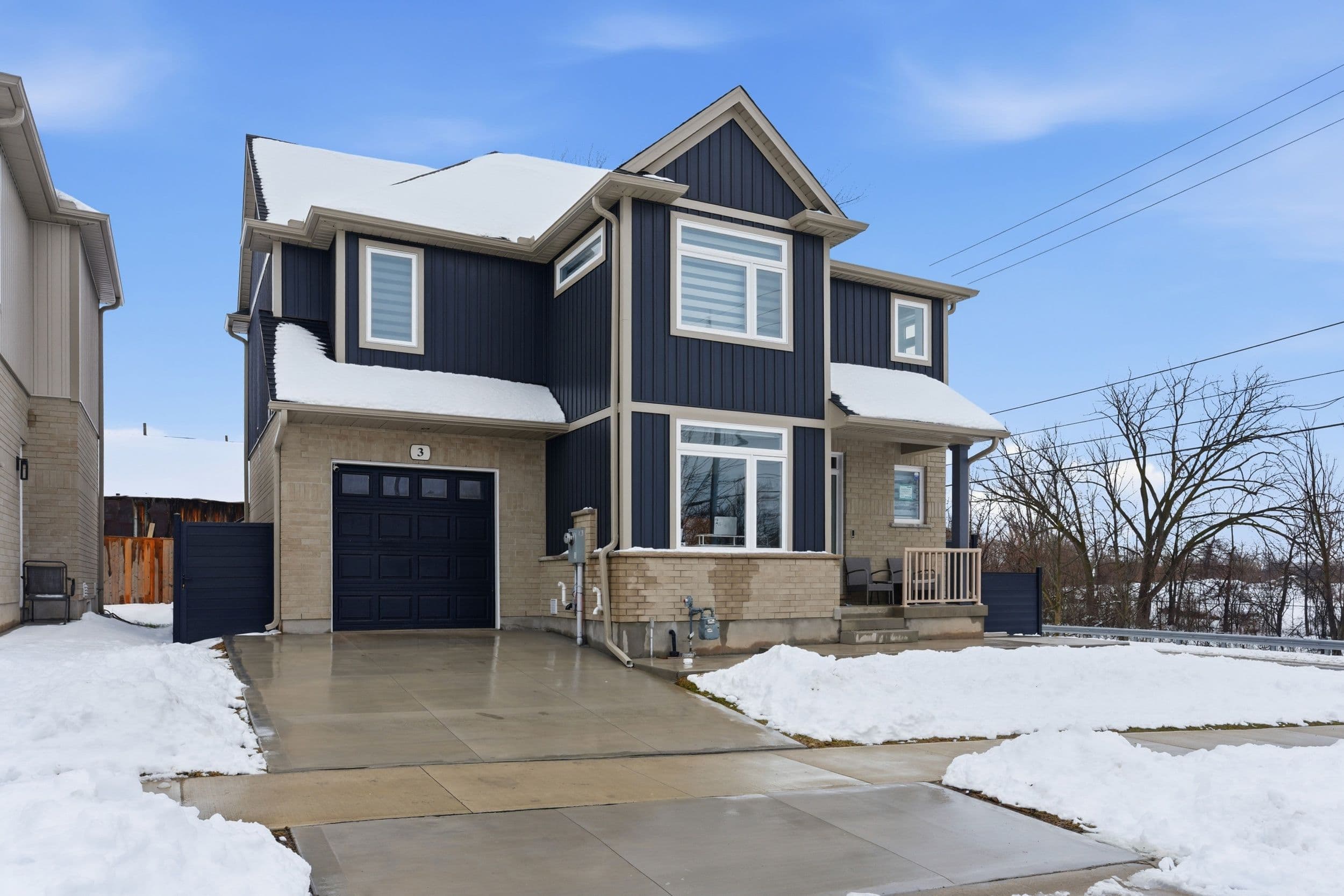 3 Marshall Lane (Upper), St. Catharines, ON L2P 0E8