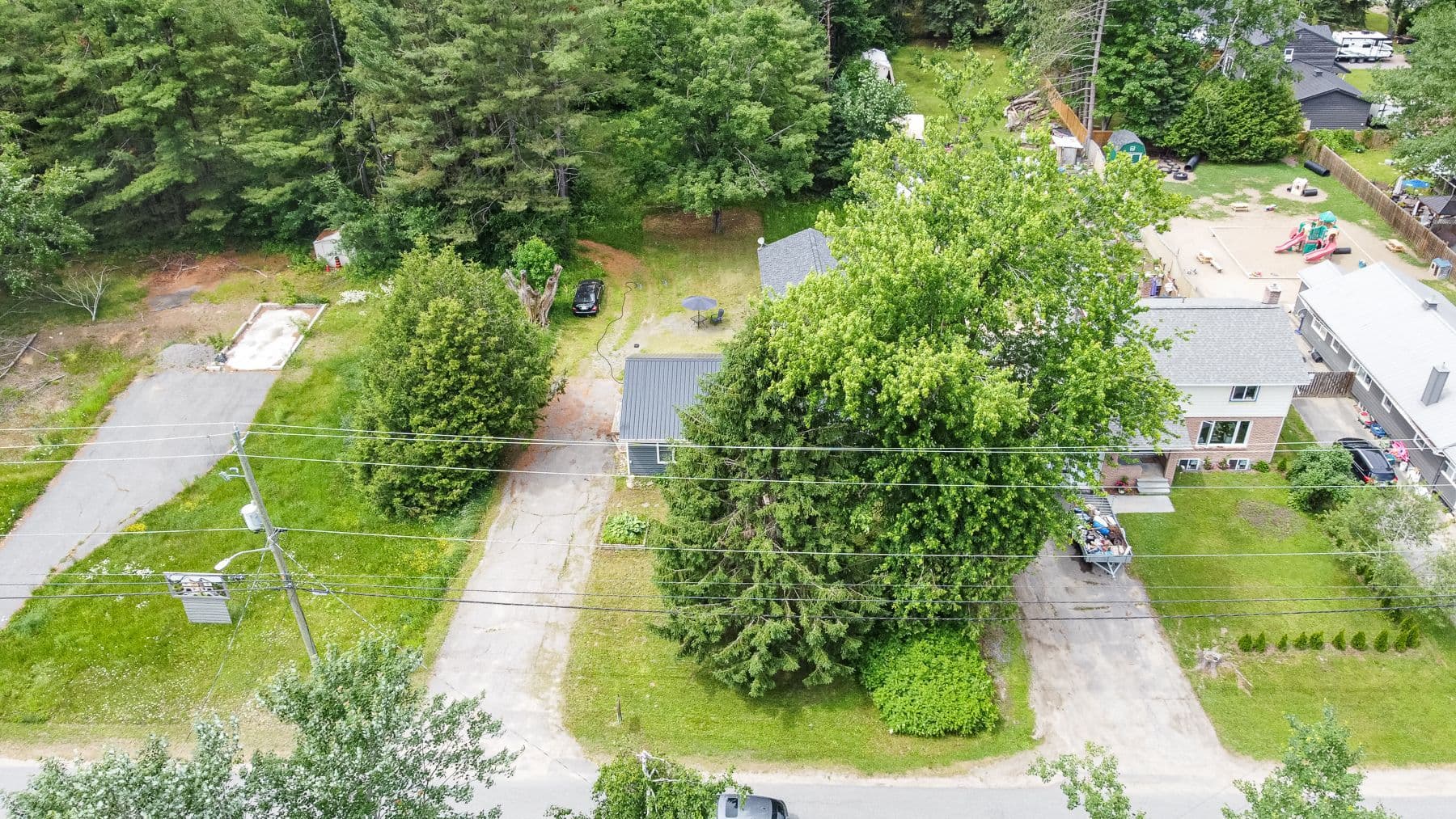 253 Maple Street, Bracebridge, ON P1L 1K3