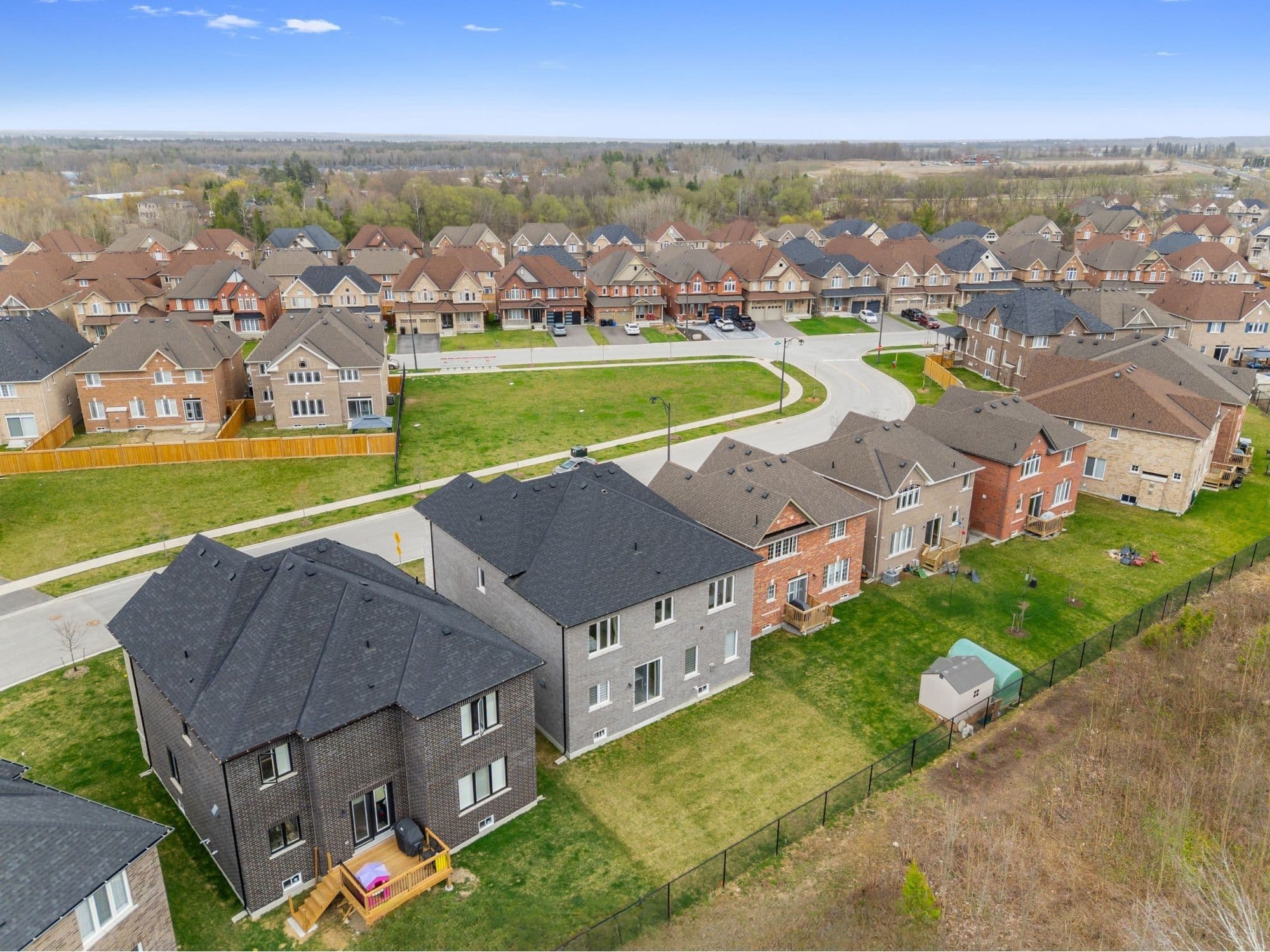 1028 Hardy Way, Innisfil, ON L0L 1W0