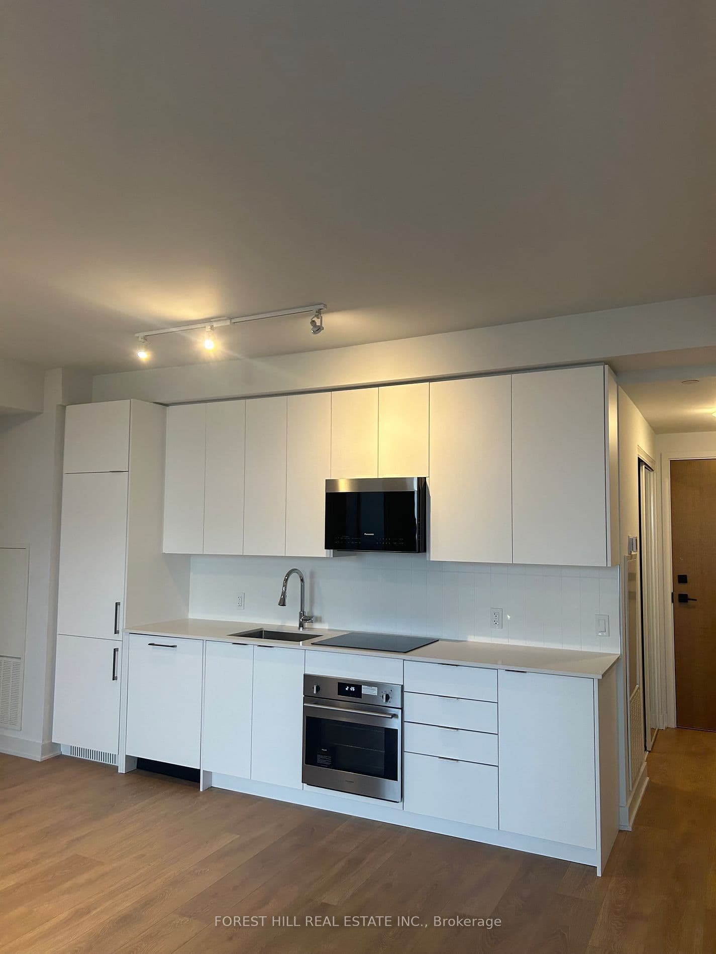 2920 Highway 7 N/A W 1702, Vaughan, ON L4K 0P4