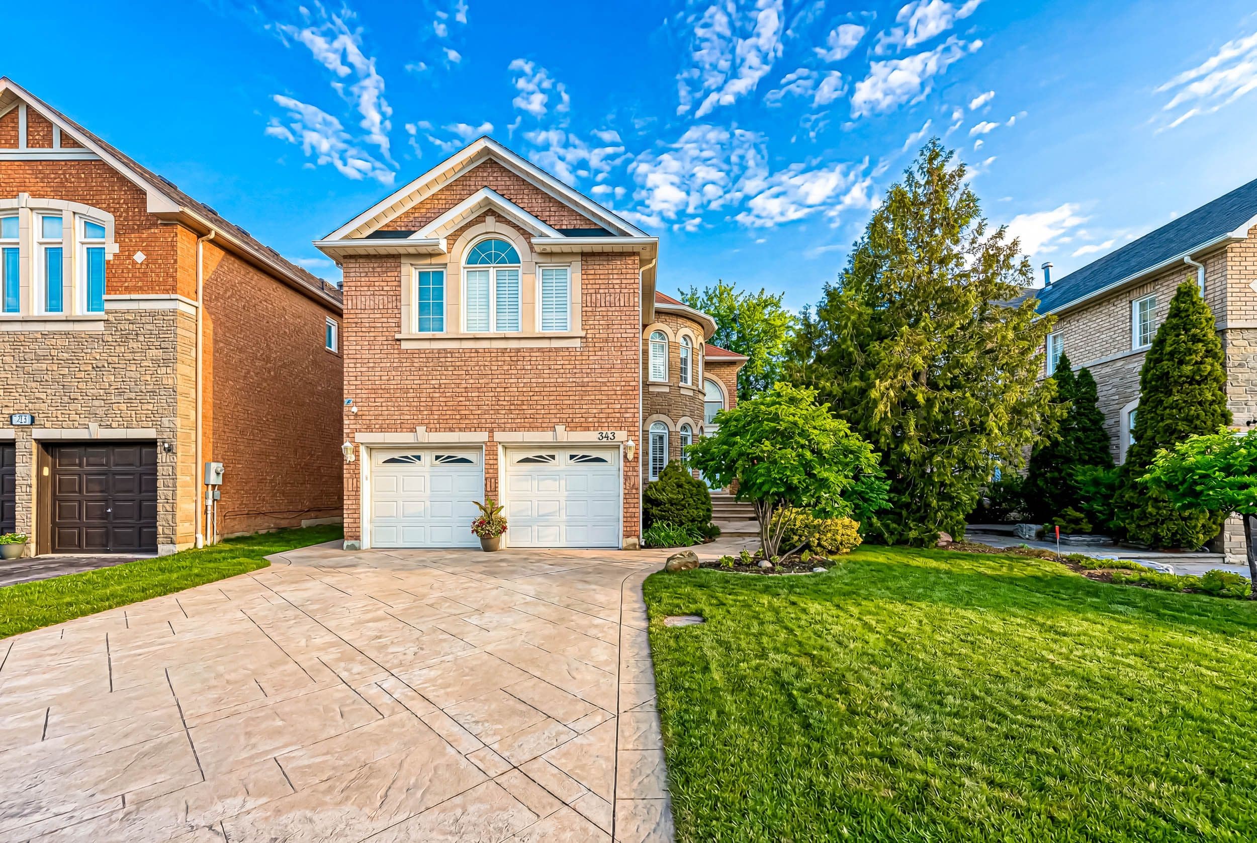 343 Bristol Road E, Mississauga, ON L4Z 3V6