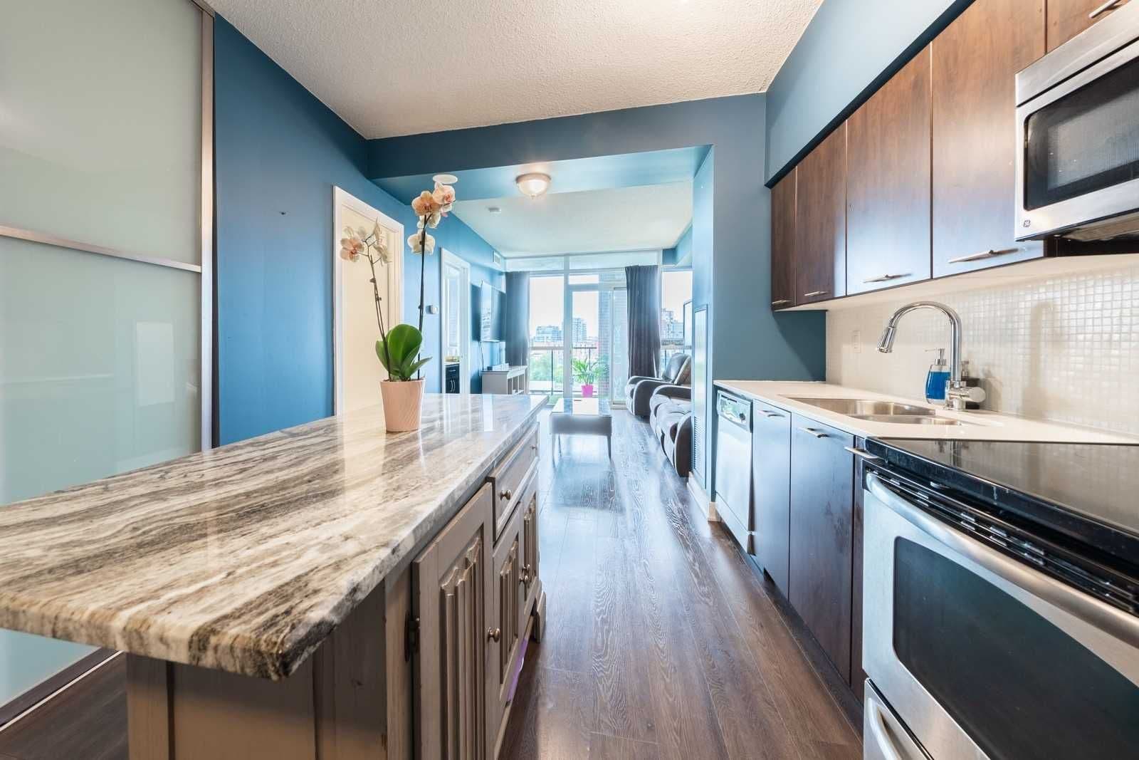 169 Fort York Boulevard 728, Toronto C01, ON M5V 0C8