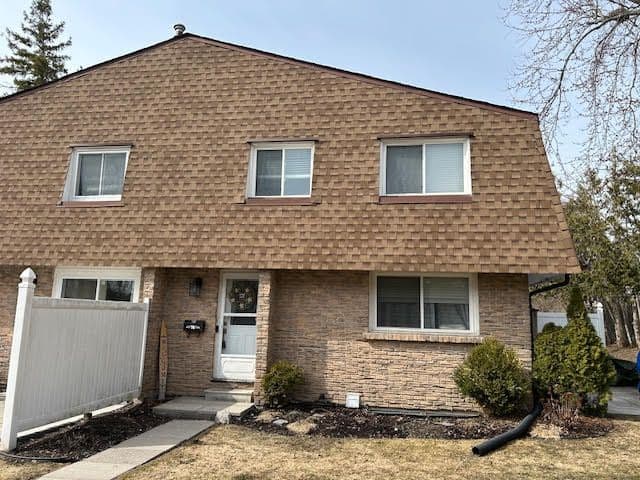 740 Chamberlain Street 14, Peterborough, ON K9J 4M3