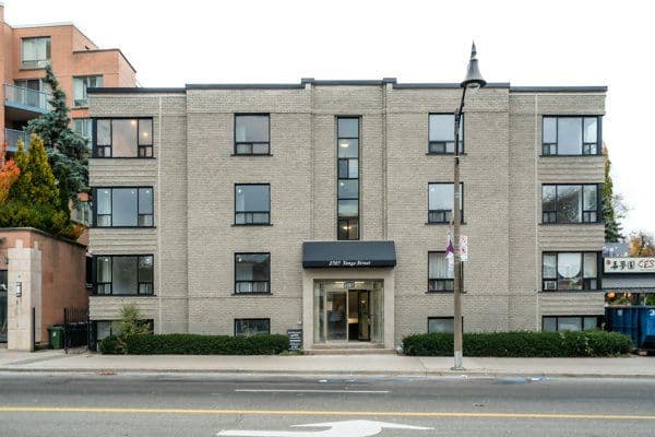 2707 Yonge Street 105, Toronto C04, ON M4N 2H8