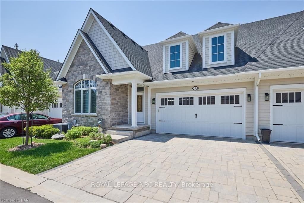 9 Sassafras Row, Fort Erie, ON L0S 1N0