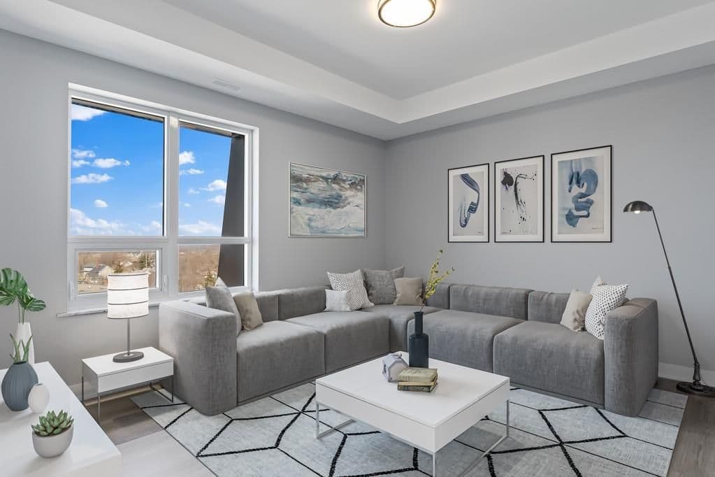 5002 King Street 402, Lincoln, ON L3J 2J5