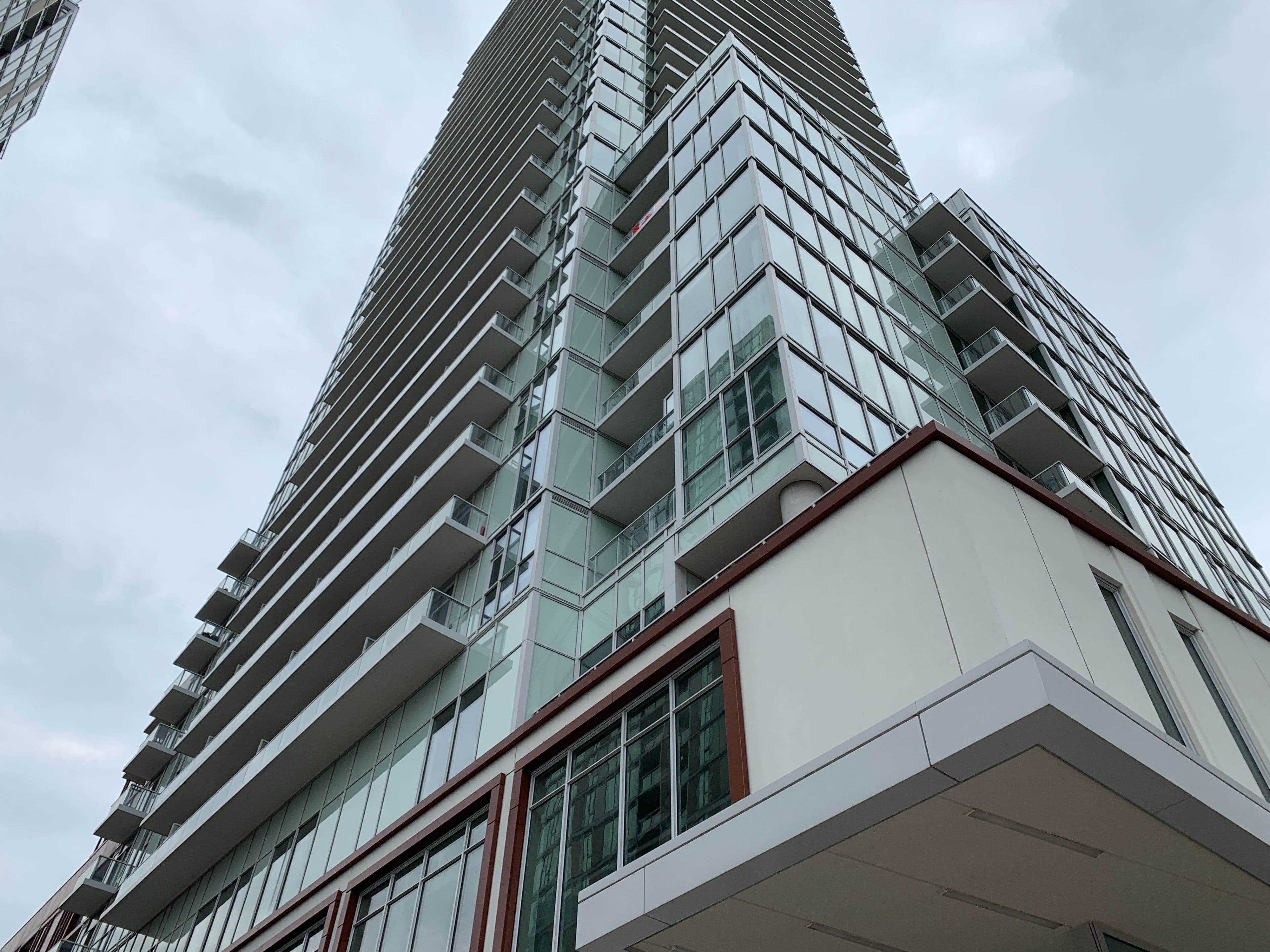 33 Helendale Avenue 2508, Toronto C03, ON M4R 0A4