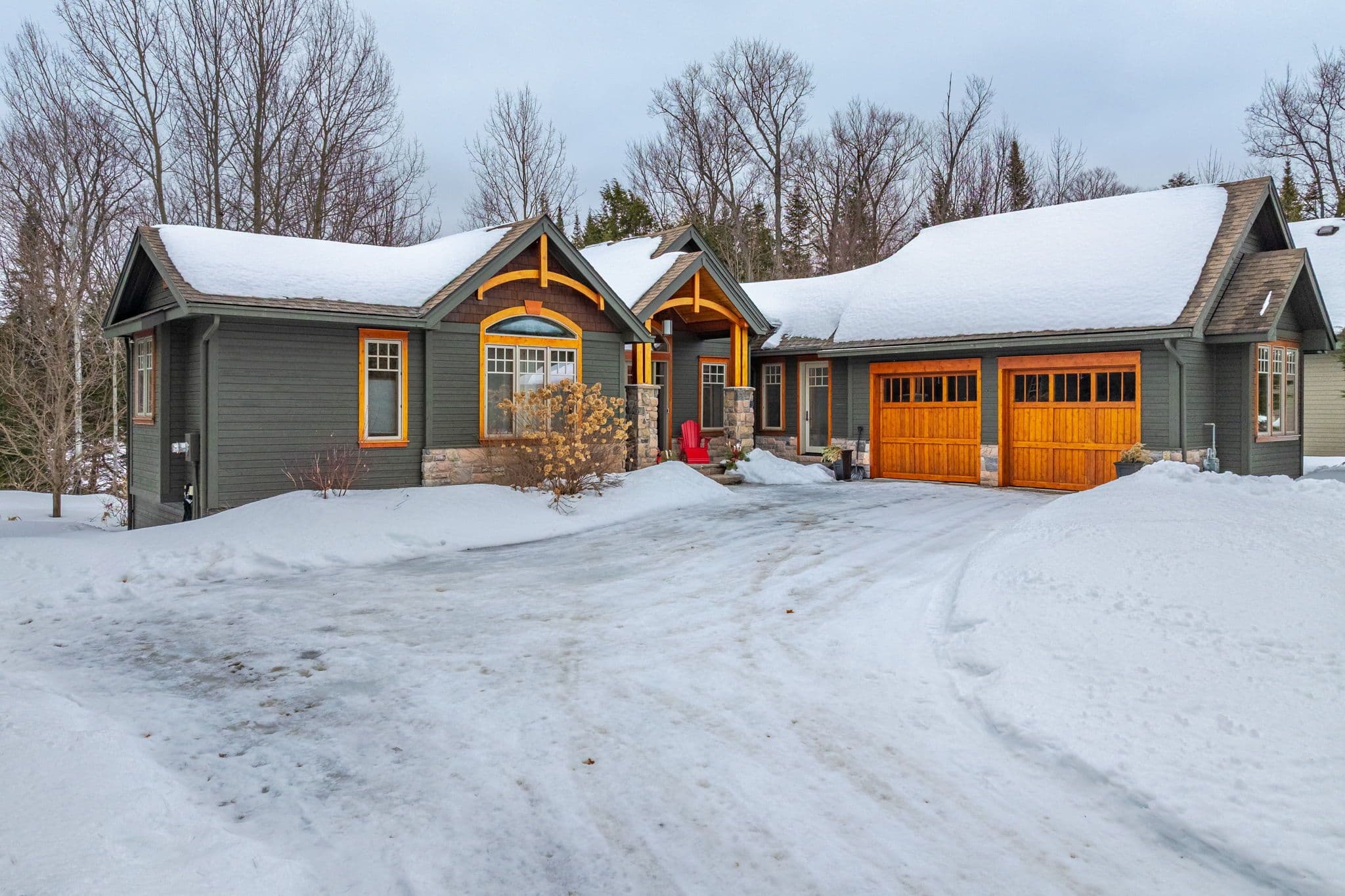 63 Clubhouse Drive, Huntsville, ON P1H 1B1