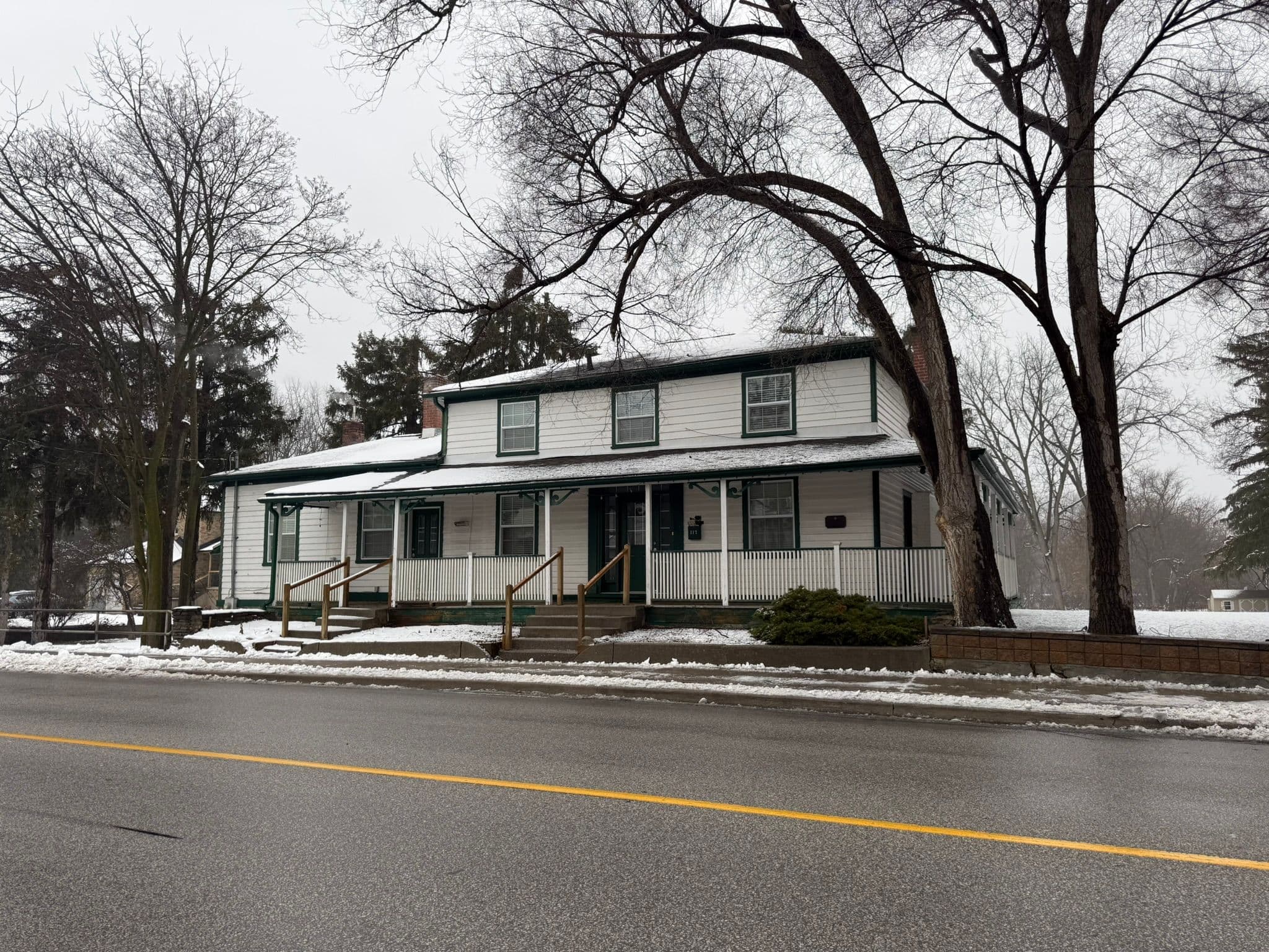 117 Clarence Street Lower, Vaughan, ON L4L 1L4