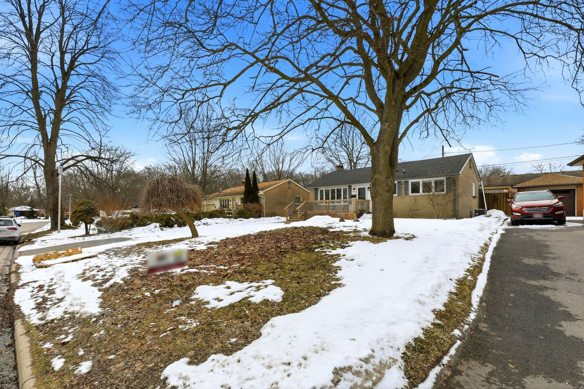 174 Manitoulin Drive, London East, ON N5W 1M7